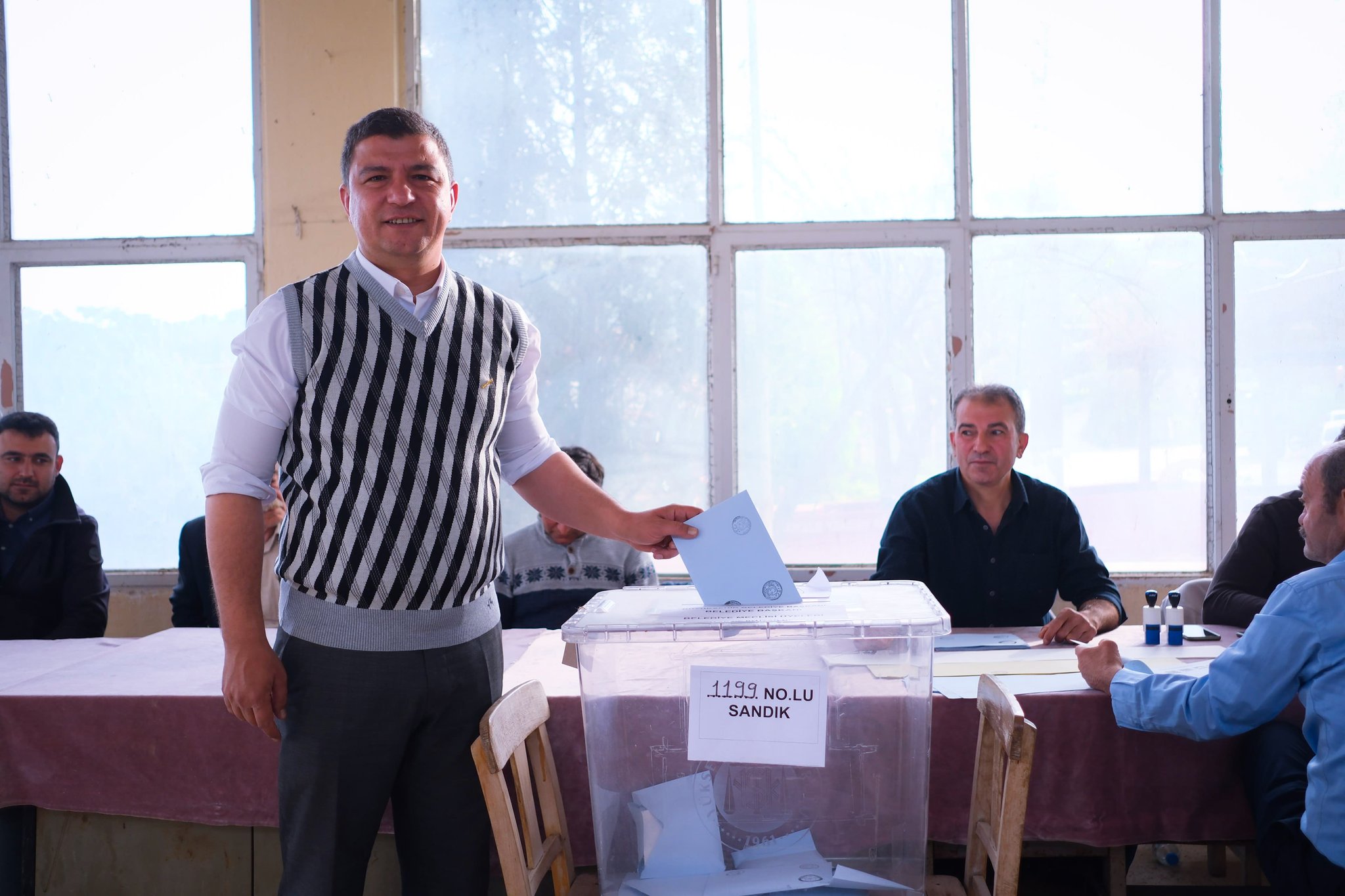 CHP İzmirli siyasiler sandık başında