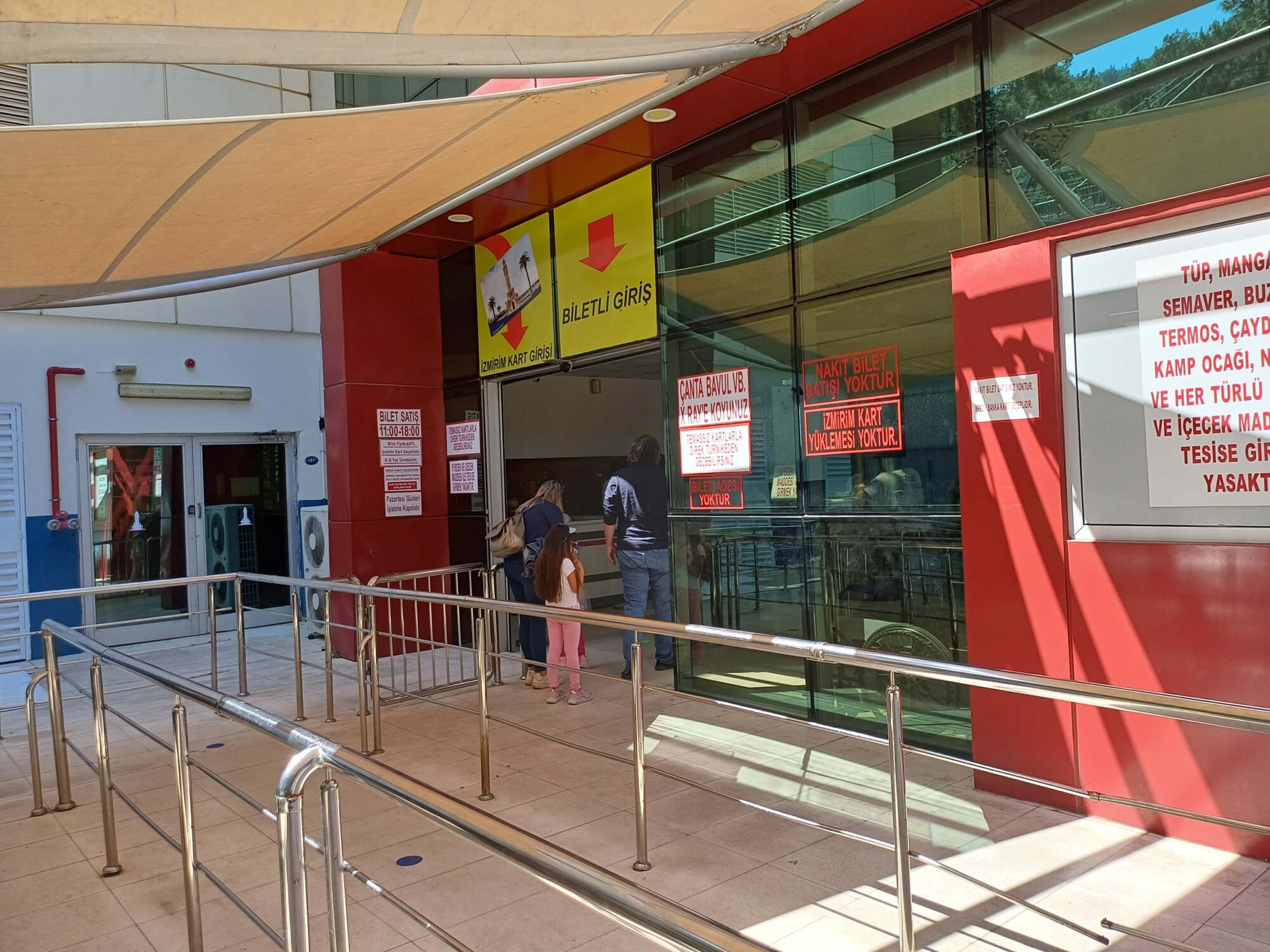 İzmir'deki teleferiğe ilgi yüzde 10'a düştü