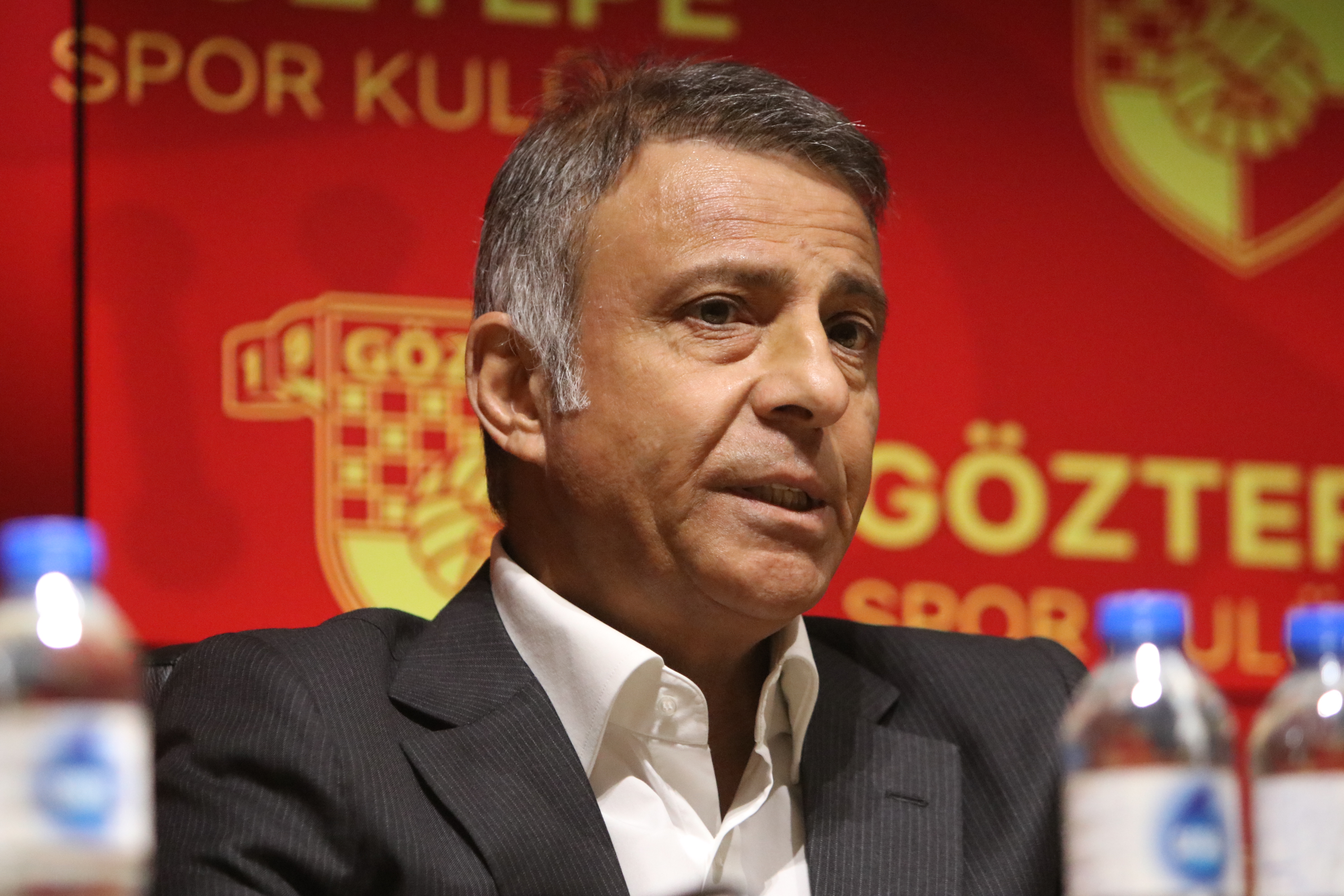 Göztepe'de kupa töreni son maçta: Levent Yüksel geliyor