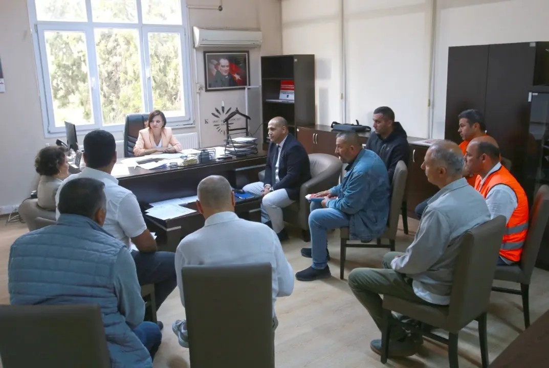 Başkan Kınay Fen İşleri Şantiyesi'nde güne başladı