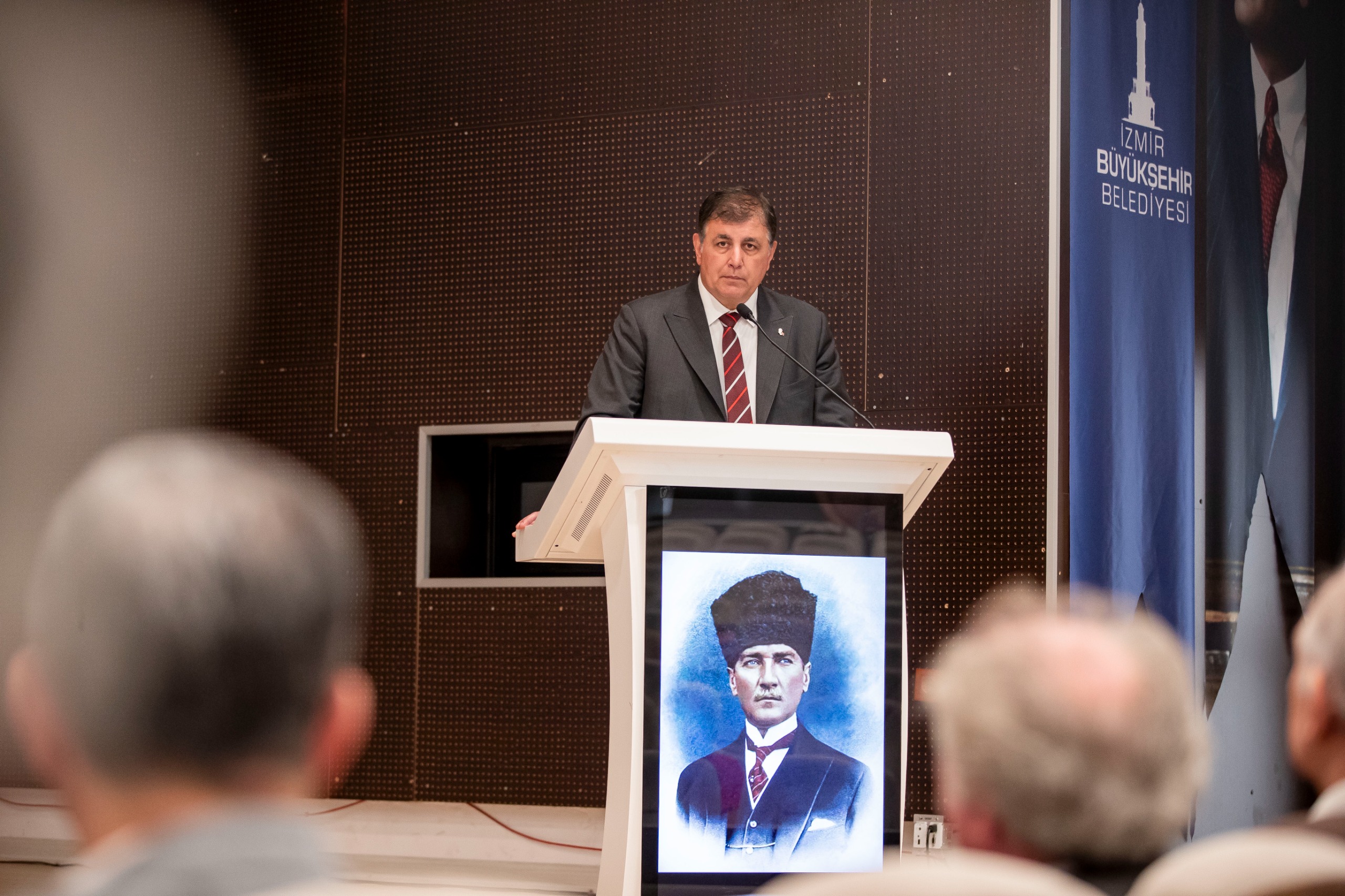 Tugay: “İzmir Kentsel Gıda Stratejisi Belgesi'yle bu sürecin parçası olacağız”