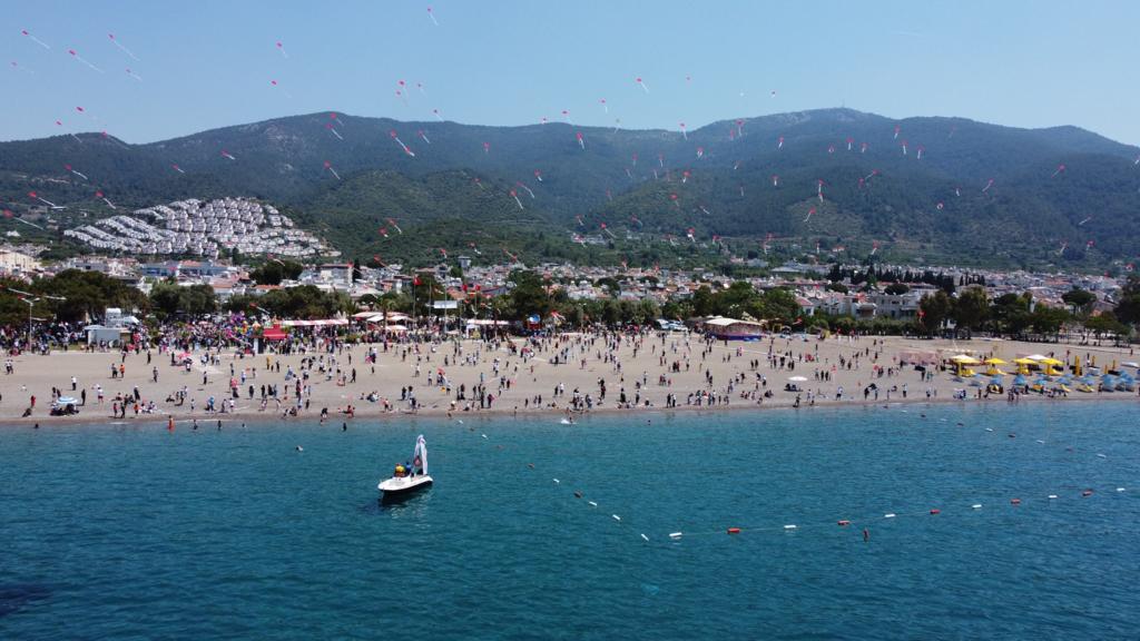 Menderes Belediyesi Geleneksel Uçurtma Şenliği Pazar günü 13. kez gerçekleşecek.