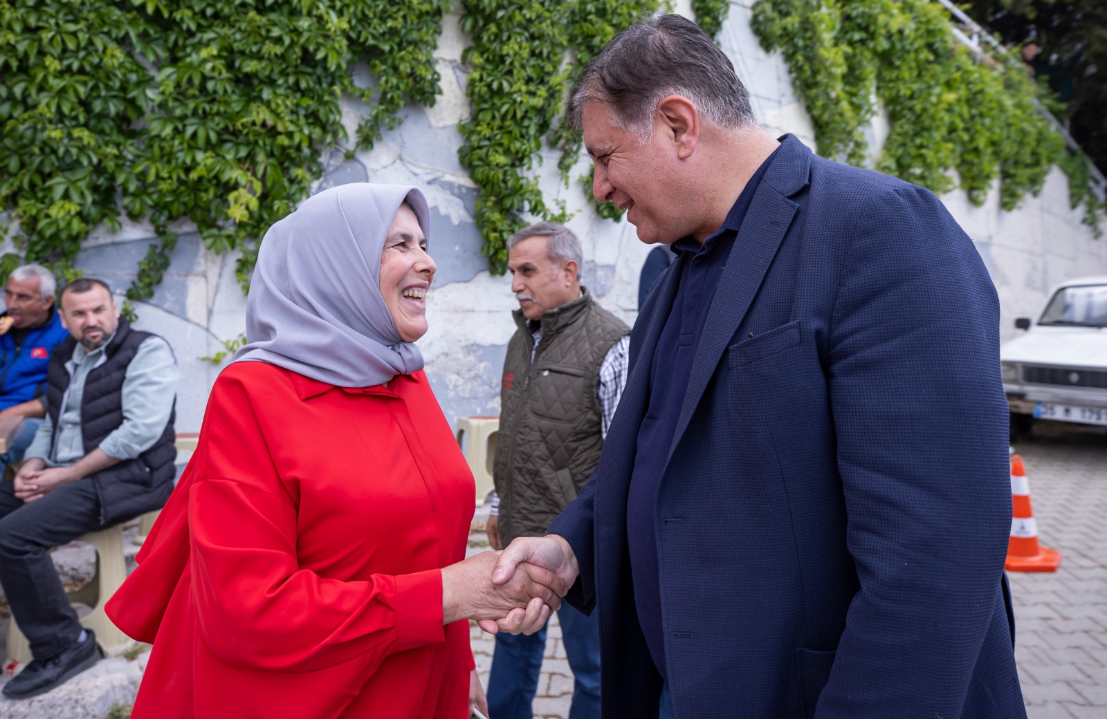 Kayadibi köylülerine Başkan Tugay'dan Hıdırellez sürprizi