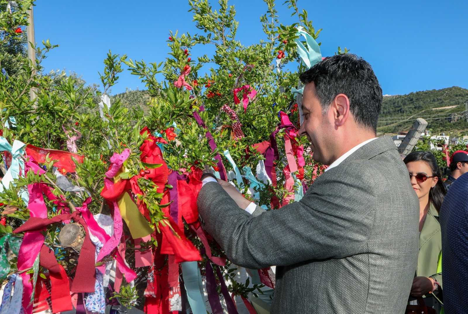 Bayraklı’da Hıdırellez coşkusu