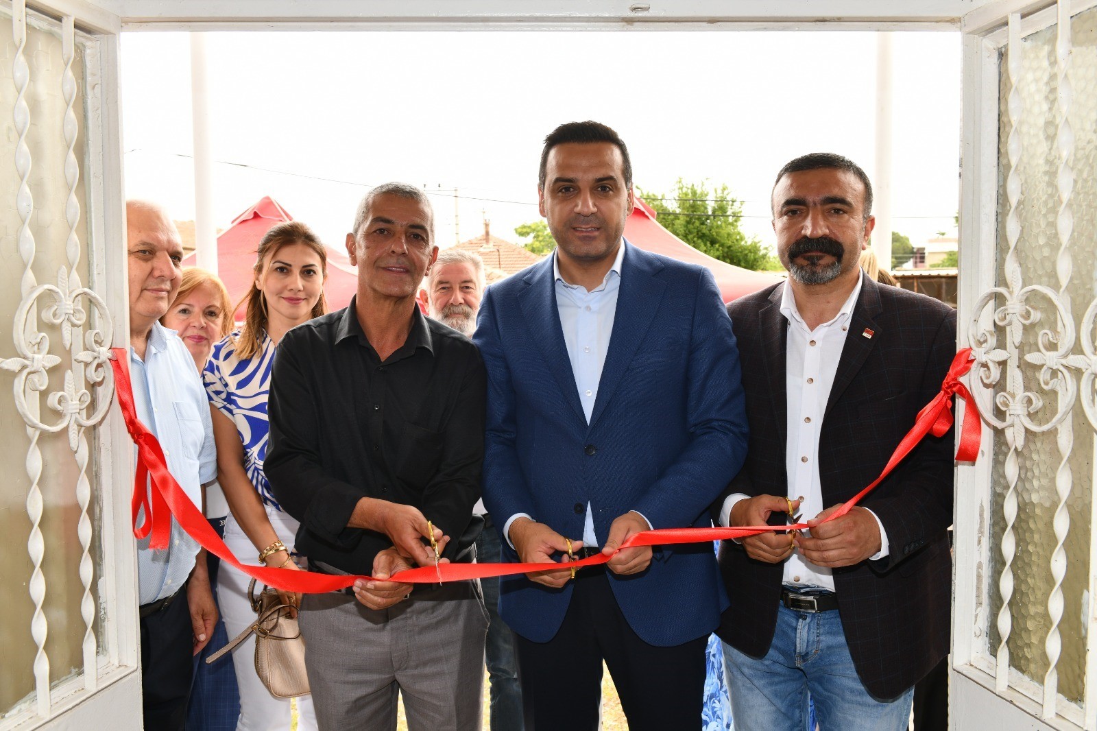 Çiğli Belediyesi Karma Resim Sergisi Sanatseverler ile Buluştu