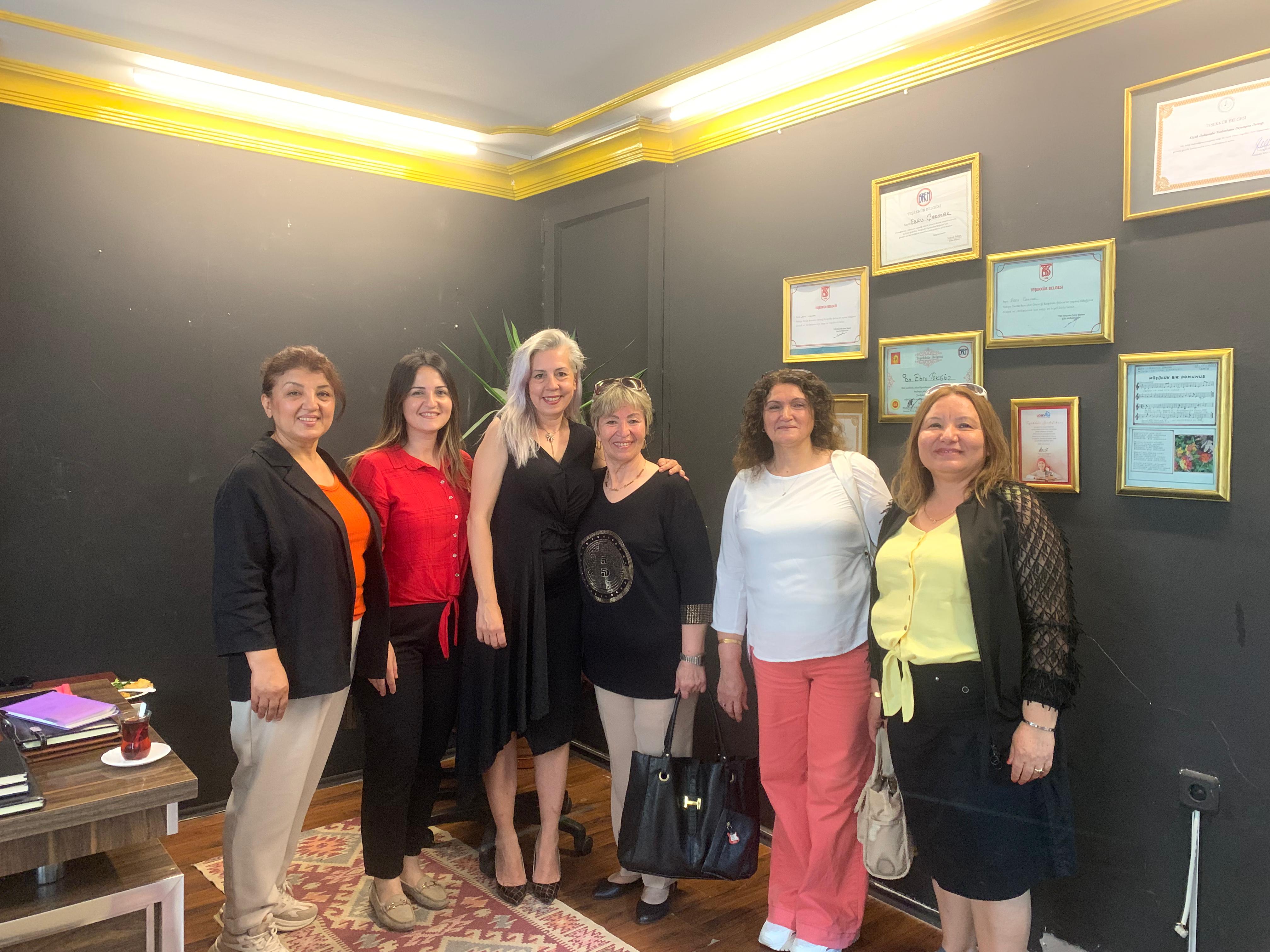 KÜDAY BAŞKANI EBRU TOKGÖZ: "İNSAN İHTİYACINA ODAKLI DERNEĞİZ"