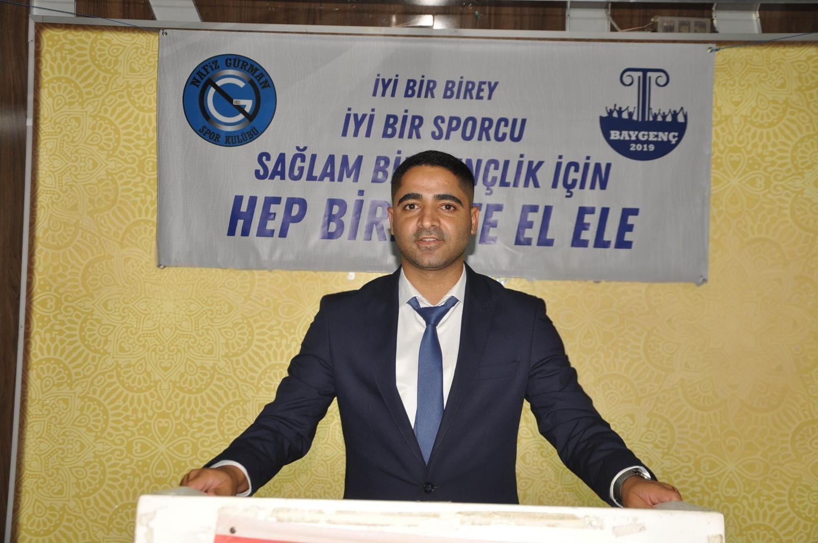 Başarılı arka mahallenin gençleri İzmir'i bir araya getirdi