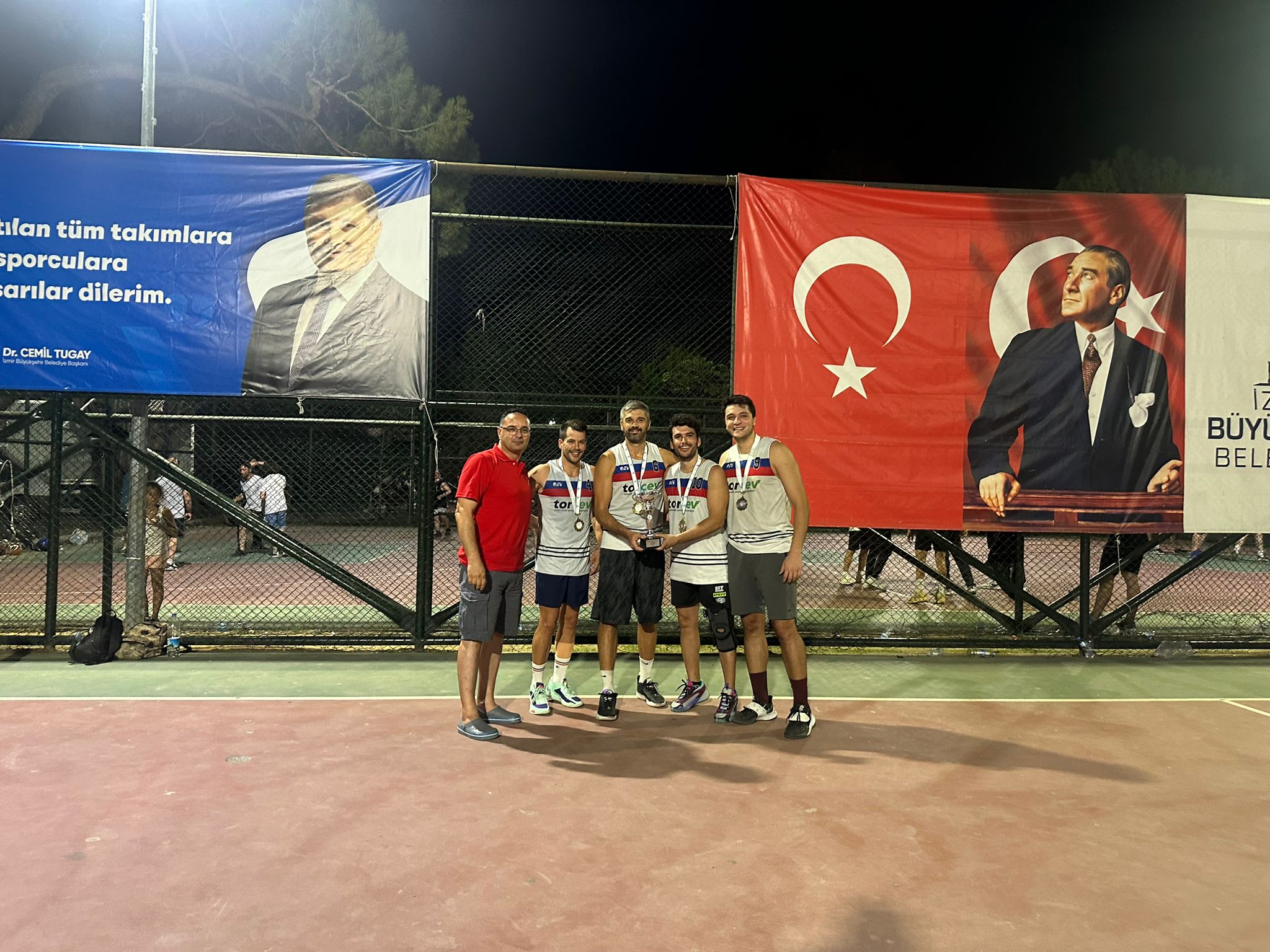 Sokak basketbolunda heyecan dorukta