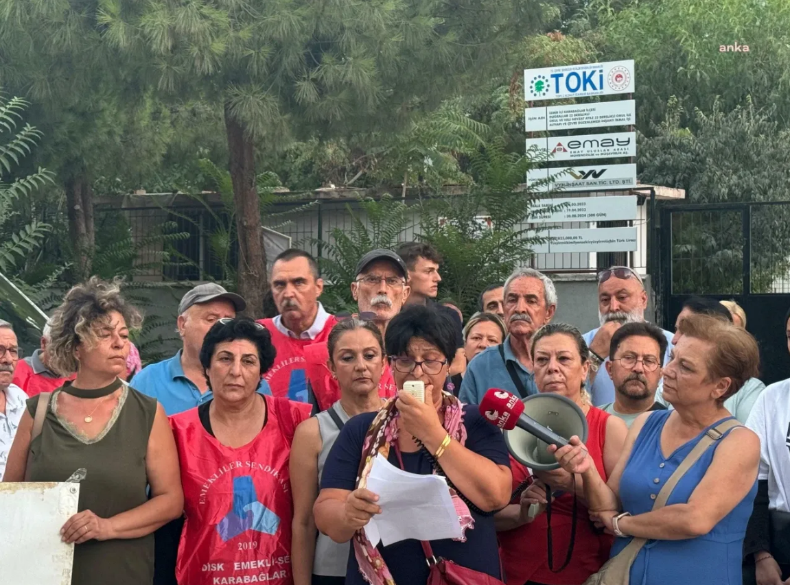 Vali Nevzat Ayaz Anadolu Lisesi'nin yeni binasının imam Hatip Lisesi'ne devrine tepki