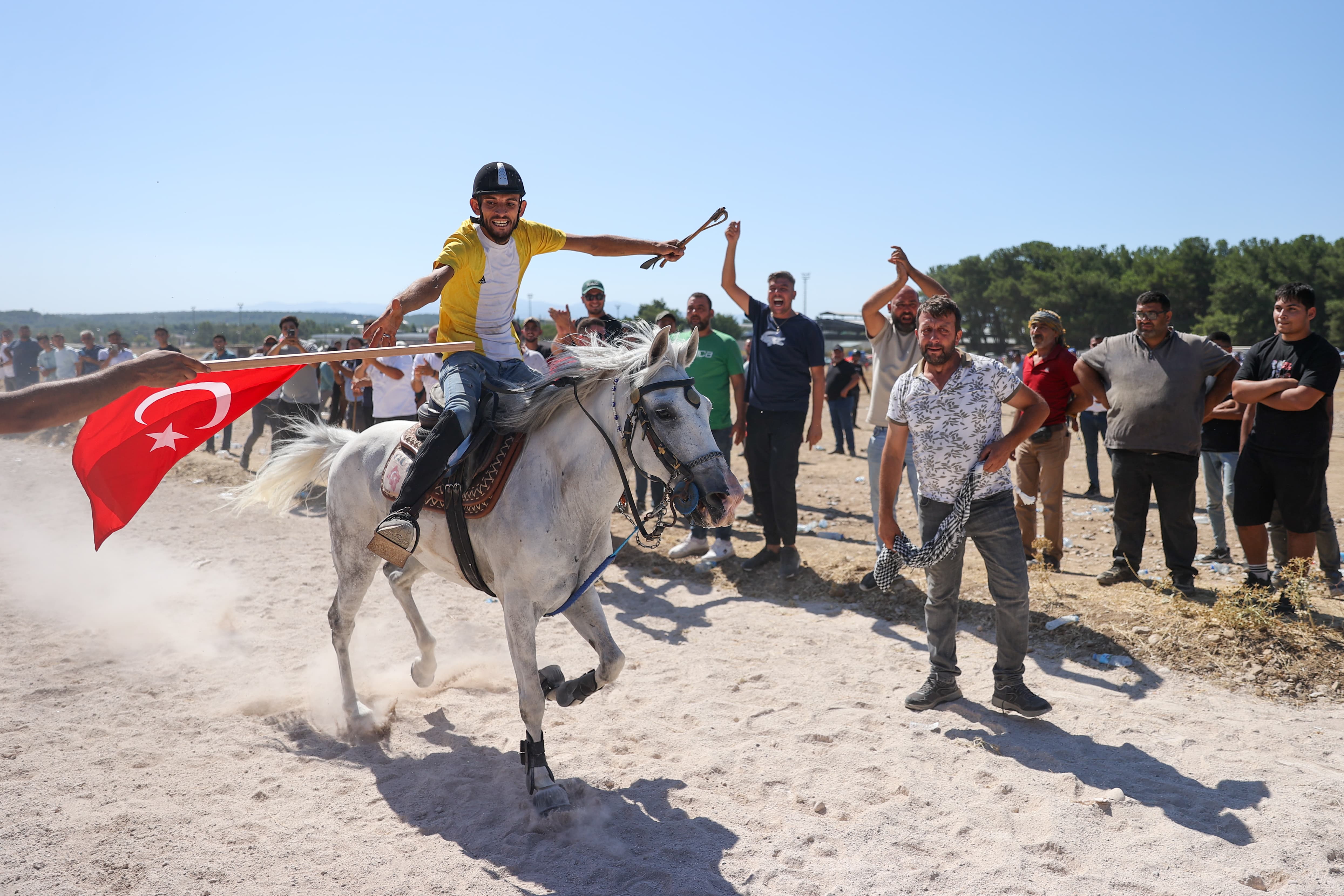 Anadolu’nun kadim sporu Buca’da yaşatıldı