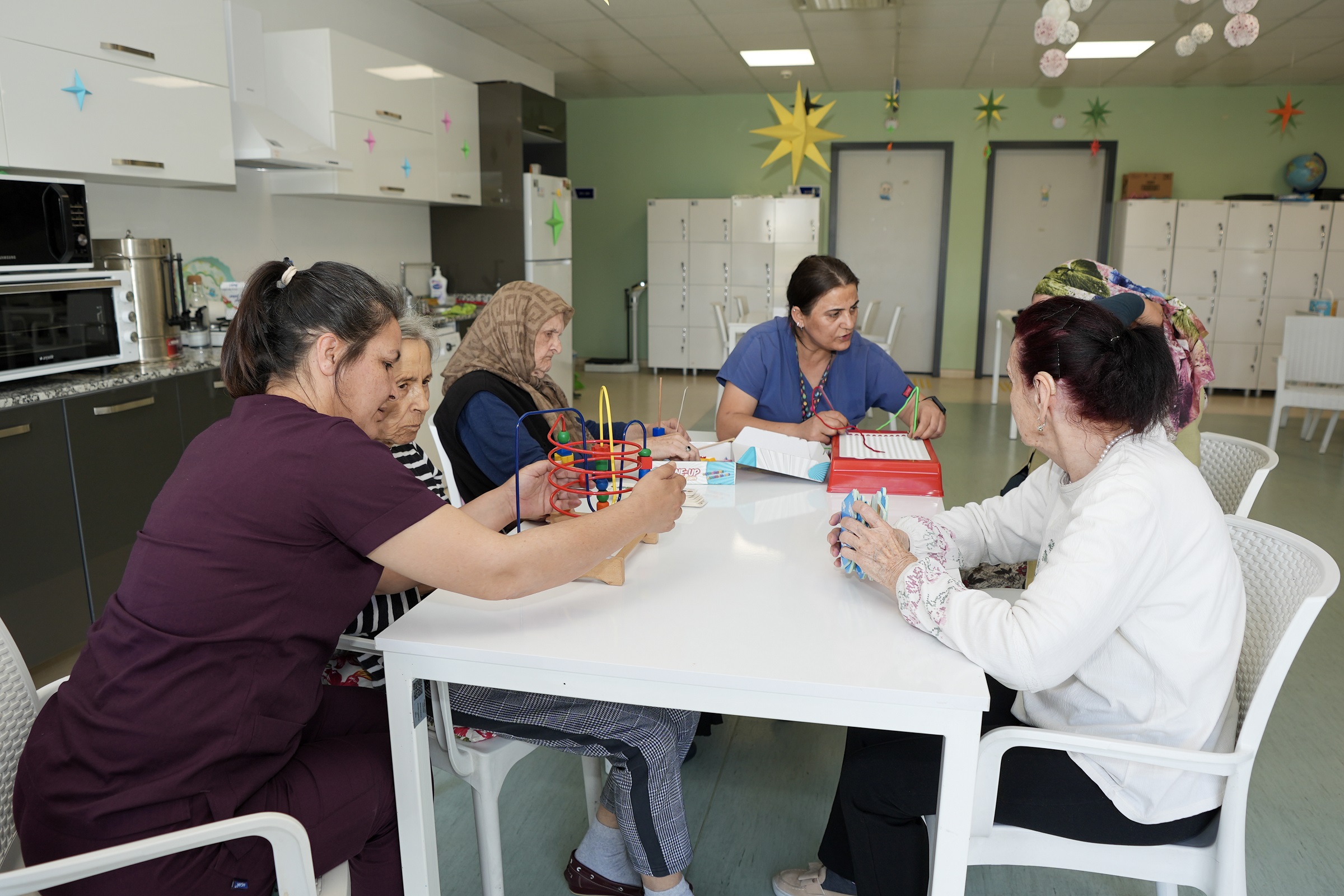Gaziemir Belediyesi’nden alzheimer hastalarına tam destek