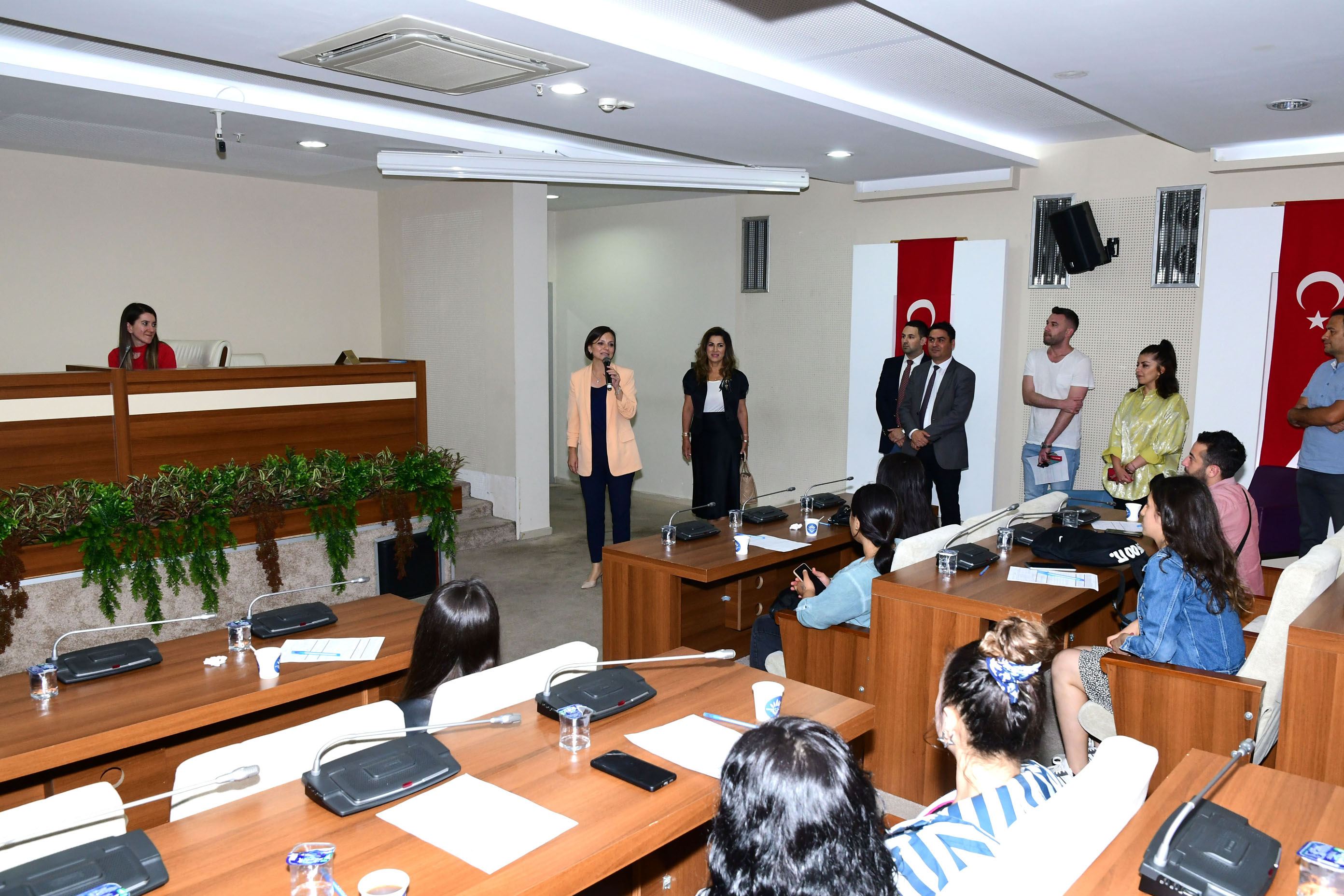 Karabağlar Belediyesi Bölgesel İstihdam Ofisi sayesinde 600 kişi iş buldu