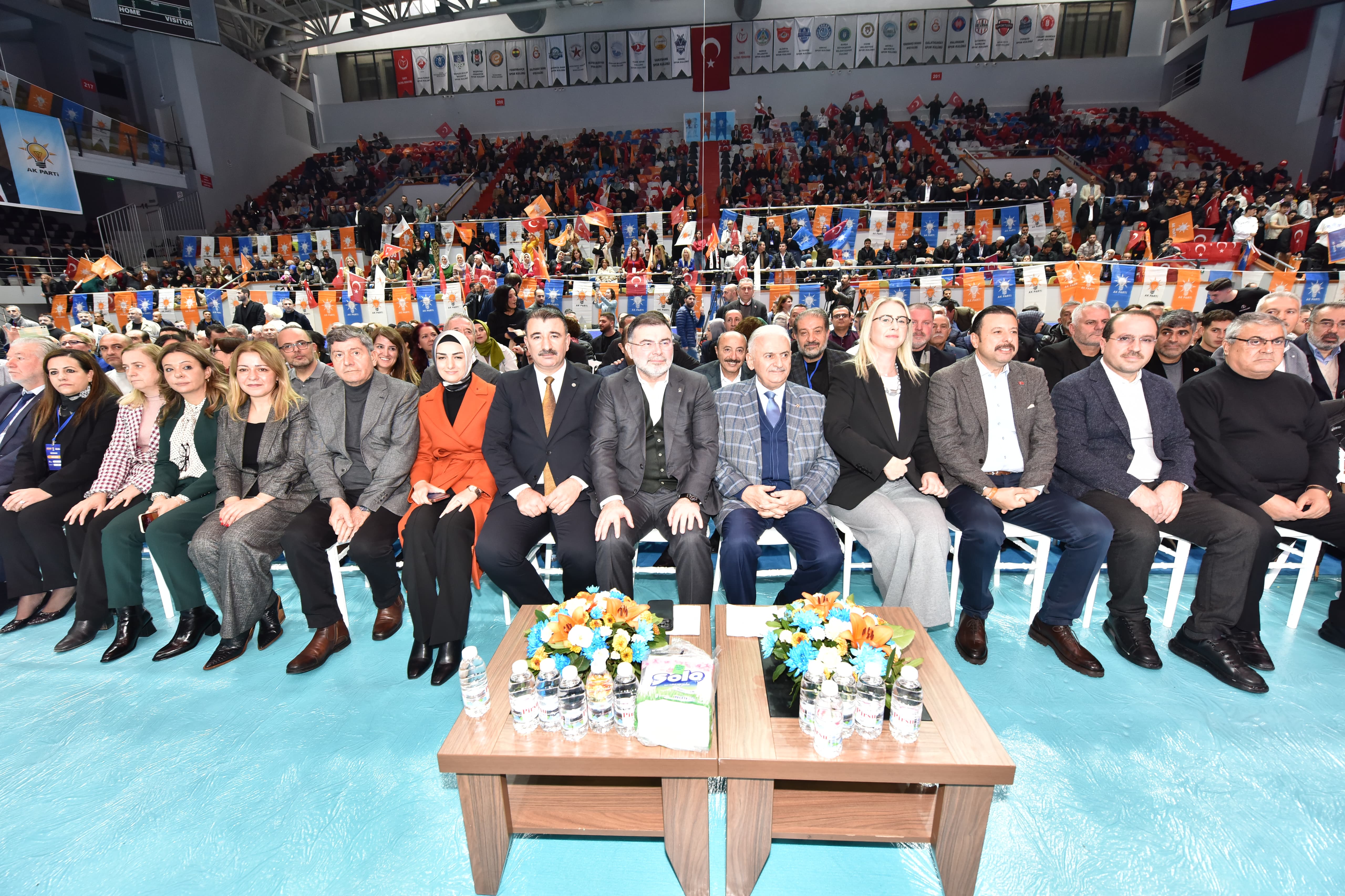 Başkan Bilal Saygılı'dan Konak'tan mesaj seli! ''CHP İzmir'in başındaki zat, önce CHP bir otopark değnekçisi gibi rant kovalayacağına…''