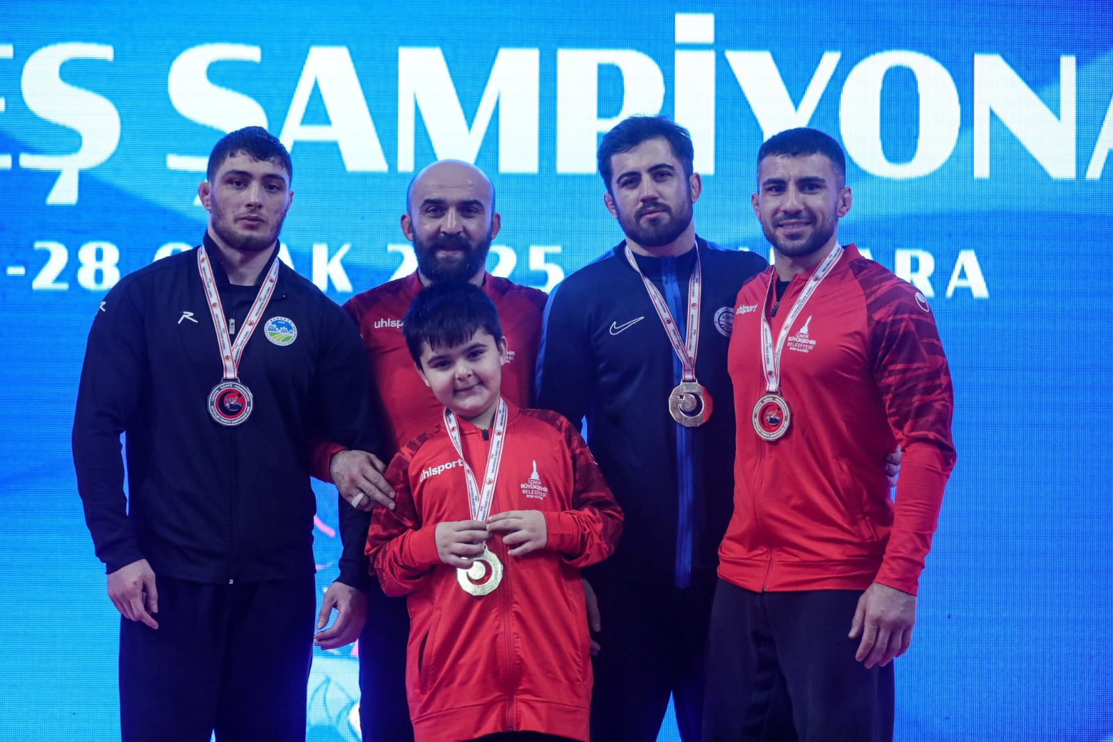 Güreş takımı başkentten madalyalarla döndü 