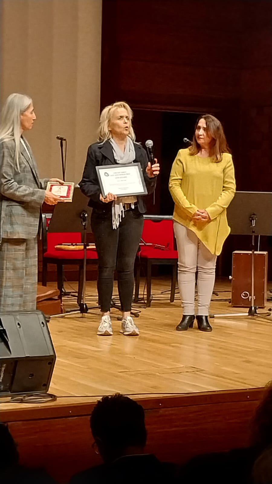 "Kente Değer Katanlar" Ödül Töreninde Mine Kapı’ya Büyük Onur