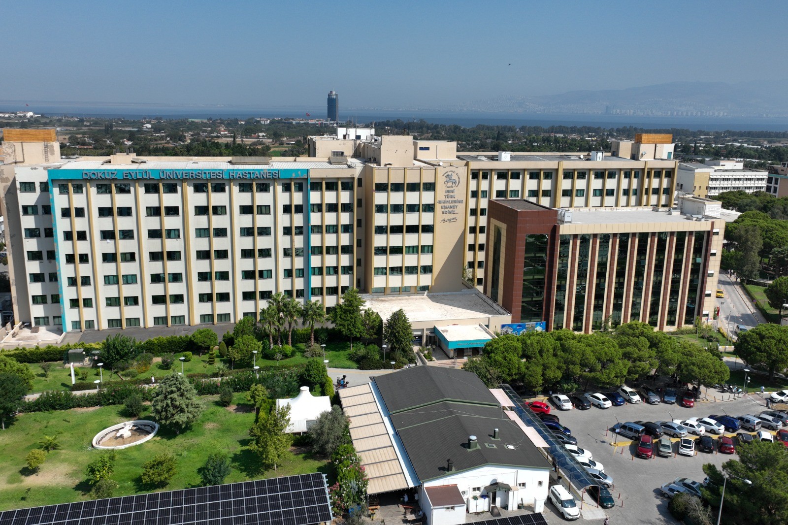 KADIN SAĞLIĞINDA DEÜ FARKI: MRKH SENDROMUNDA YENİLİKÇİ CERRAHİ BAŞARI