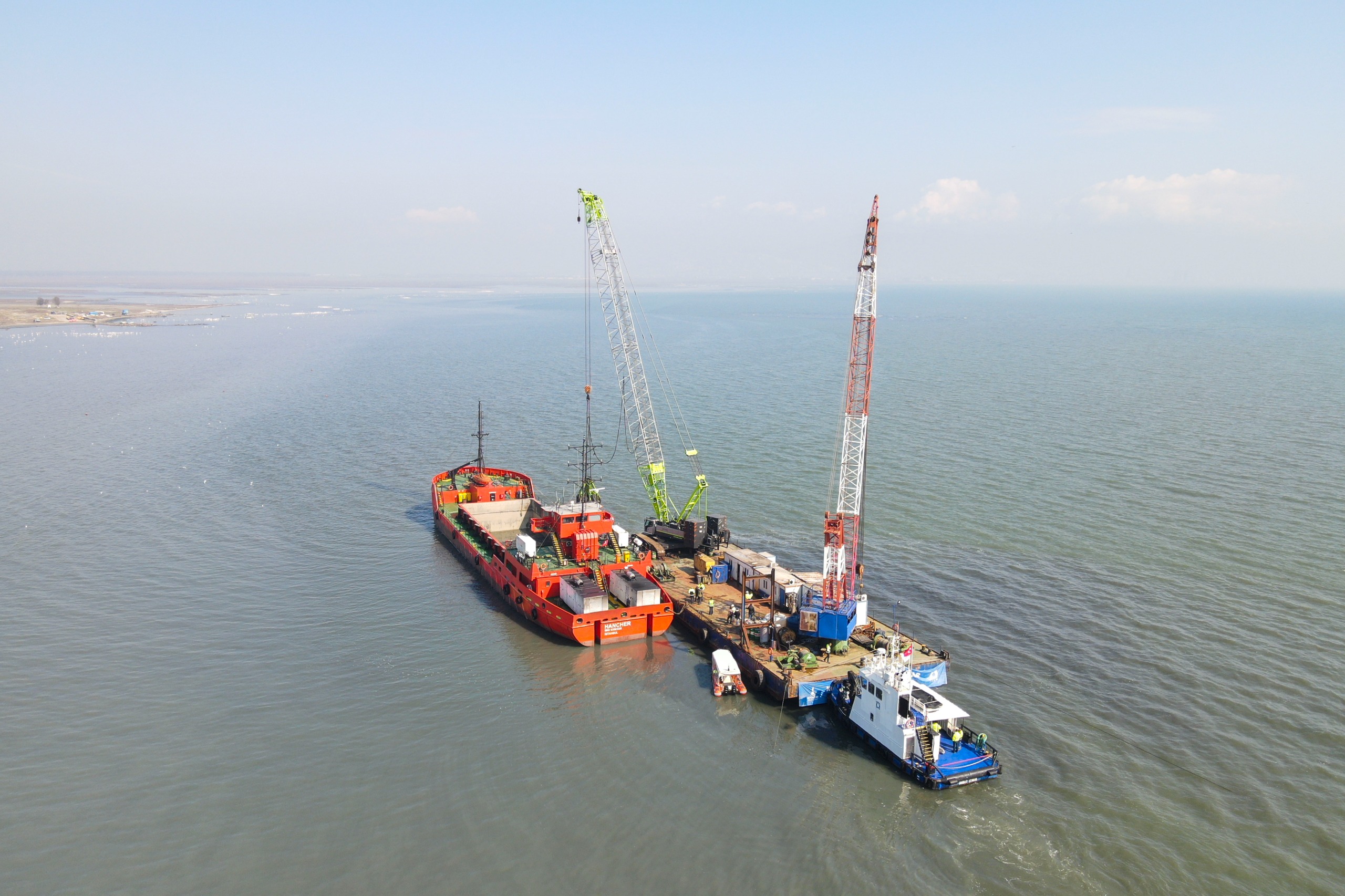 200 bin ton çamur çıkarıldı