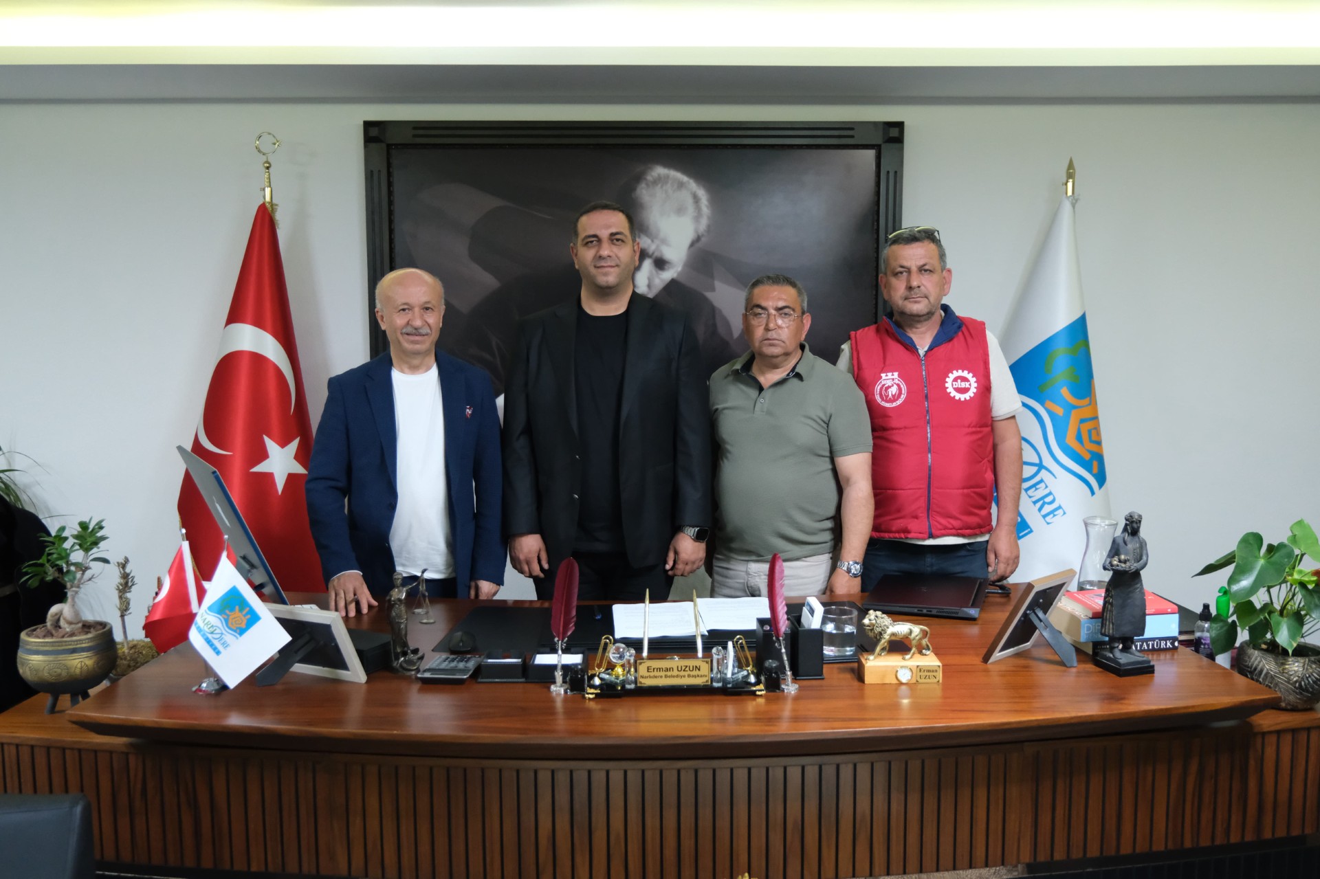 NARLIDERE’DE, TOPLU İŞ SÖZLEŞMESİNDE İMZALAR ATILDI