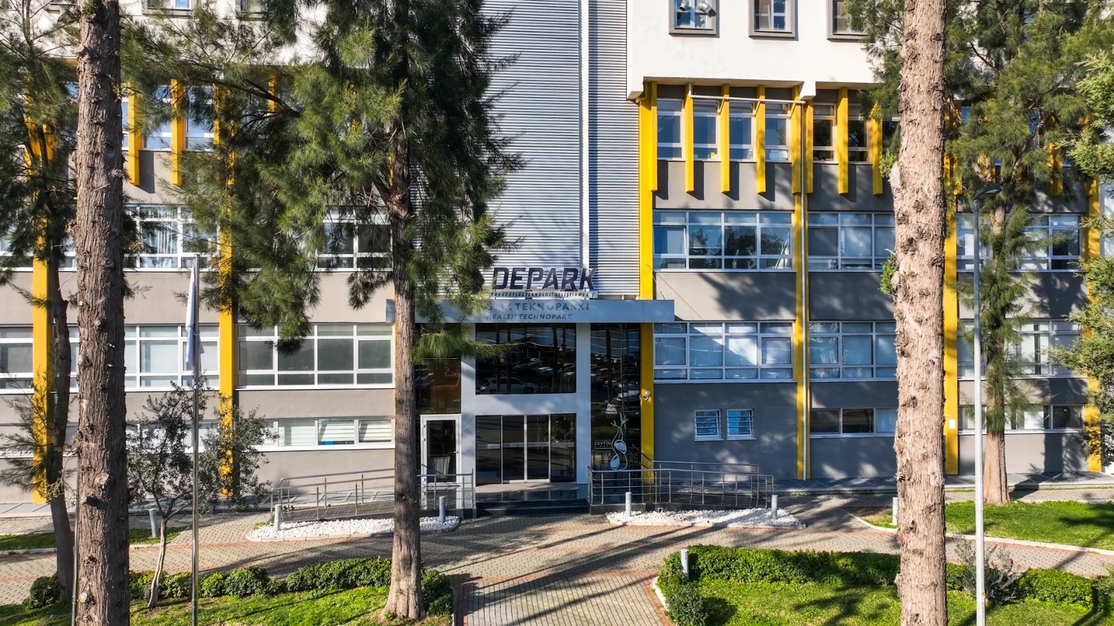 DEPARK FİRMASI MAGE GAMES'TEN YENİ MOBİL OYUN: GOAL BATTLE YAYINDA!