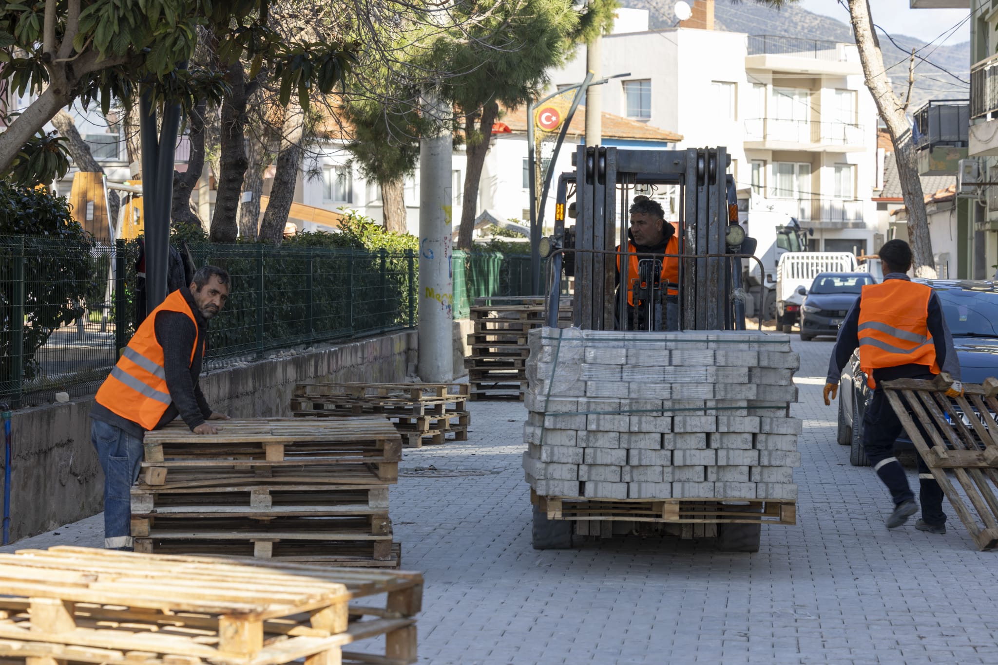 Menemen’de içme suyu sorunu tarihe karıştı