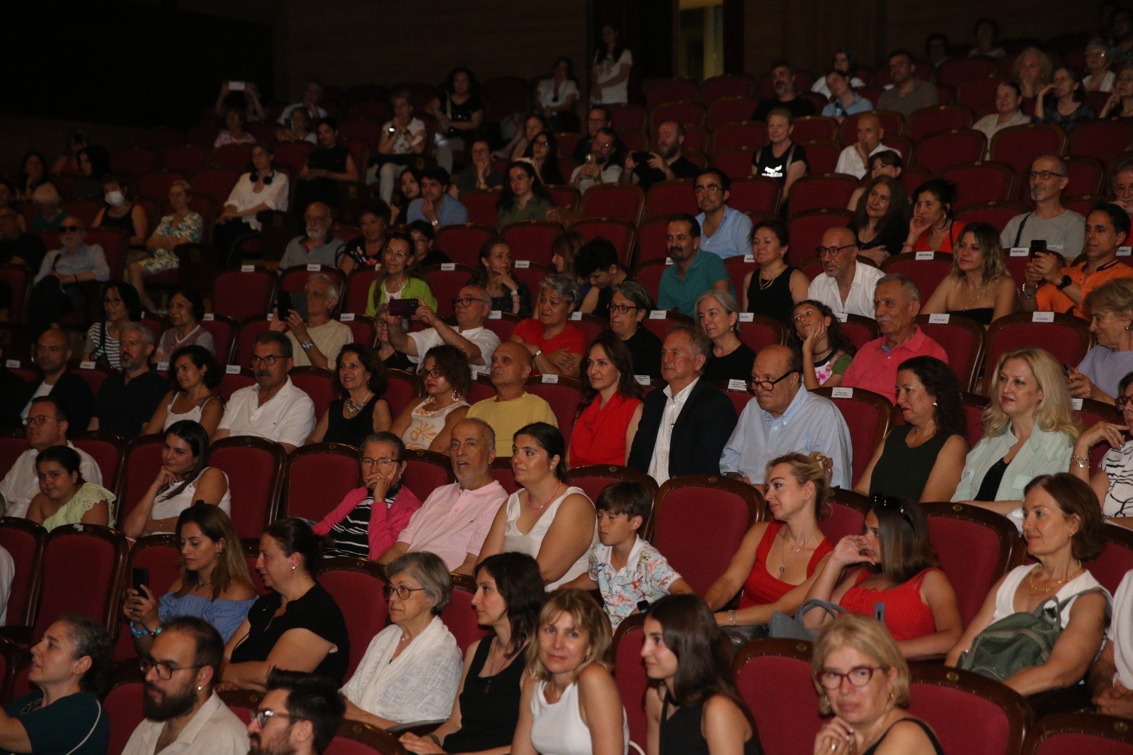 Ünlü piyanist Gülsin Onay’dan muhteşem resital