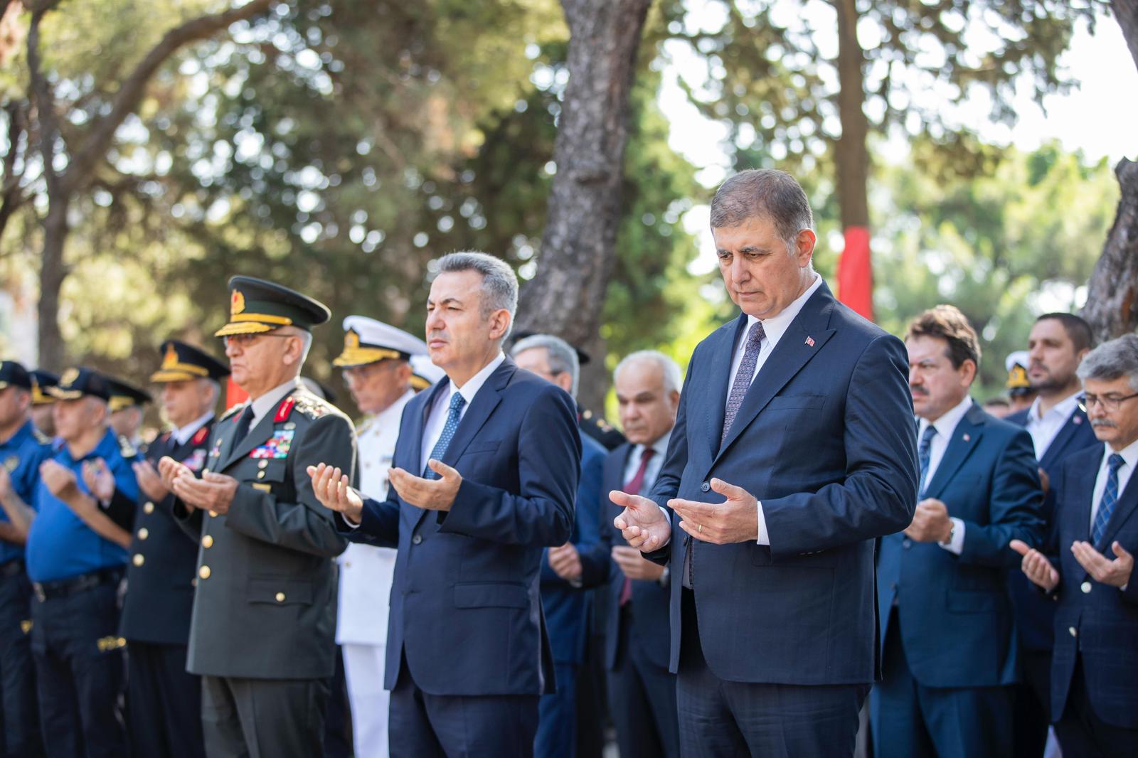 Başkan Tugay 15 Temmuz şehitlerini andı