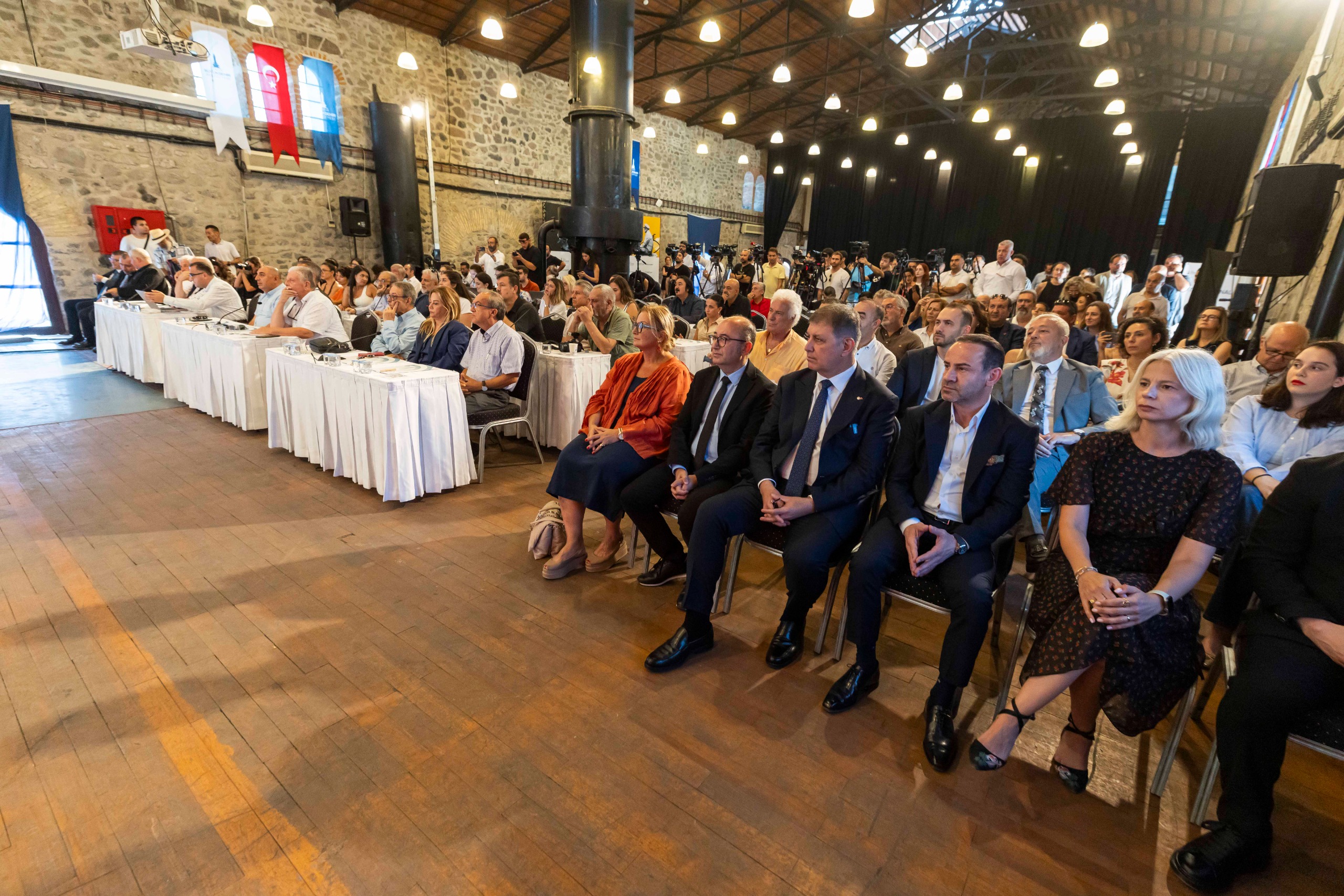 Bu sergiler İEF’e damga vuracak