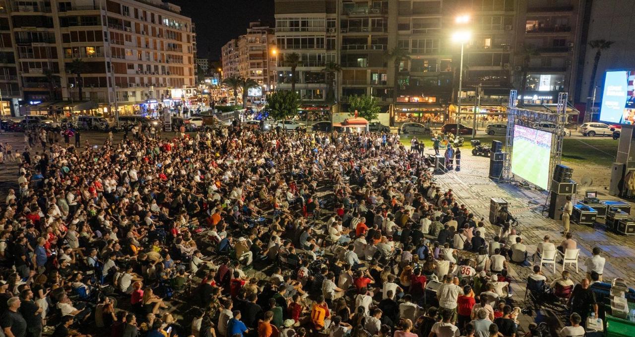 Dev ekranda final heyecanı