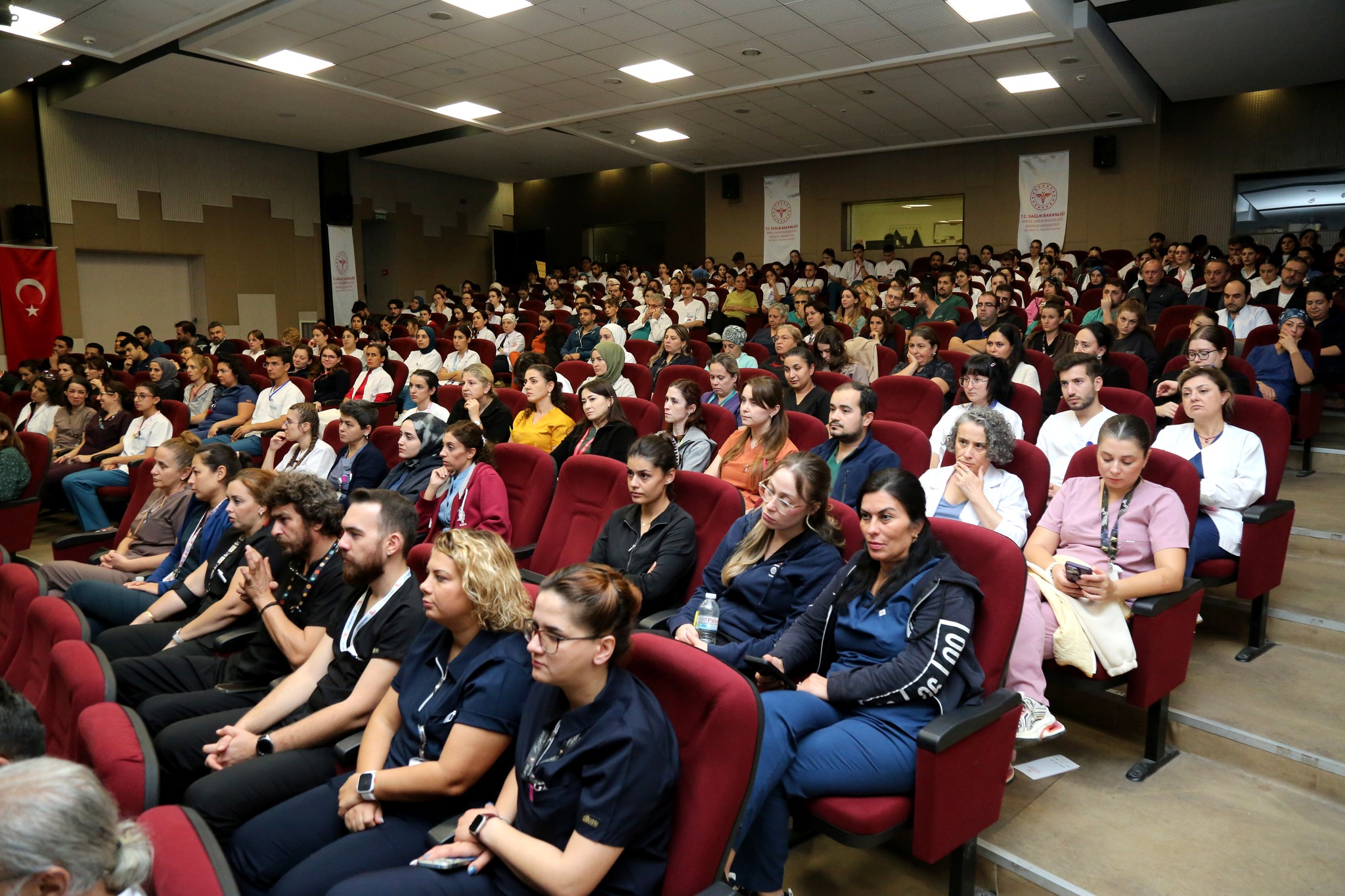 İzmir İl Sağlık Müdürü Kul’dan Çiğli Eğitim ve Araştırma Hastanesi’ne ziyaret