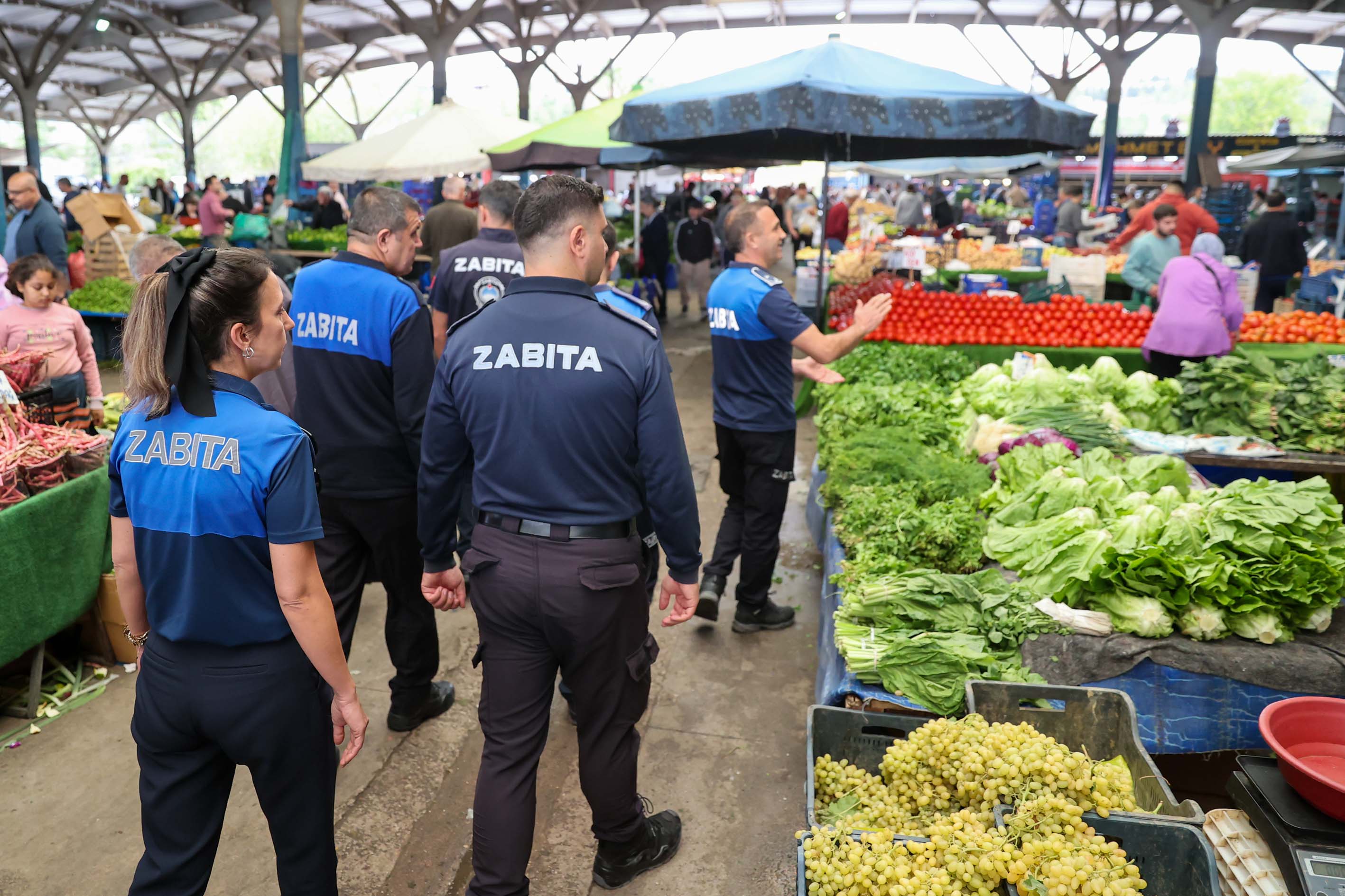 BUCA'DA ZABITA EKİPLERİ DENETİM İÇİN SAHADA