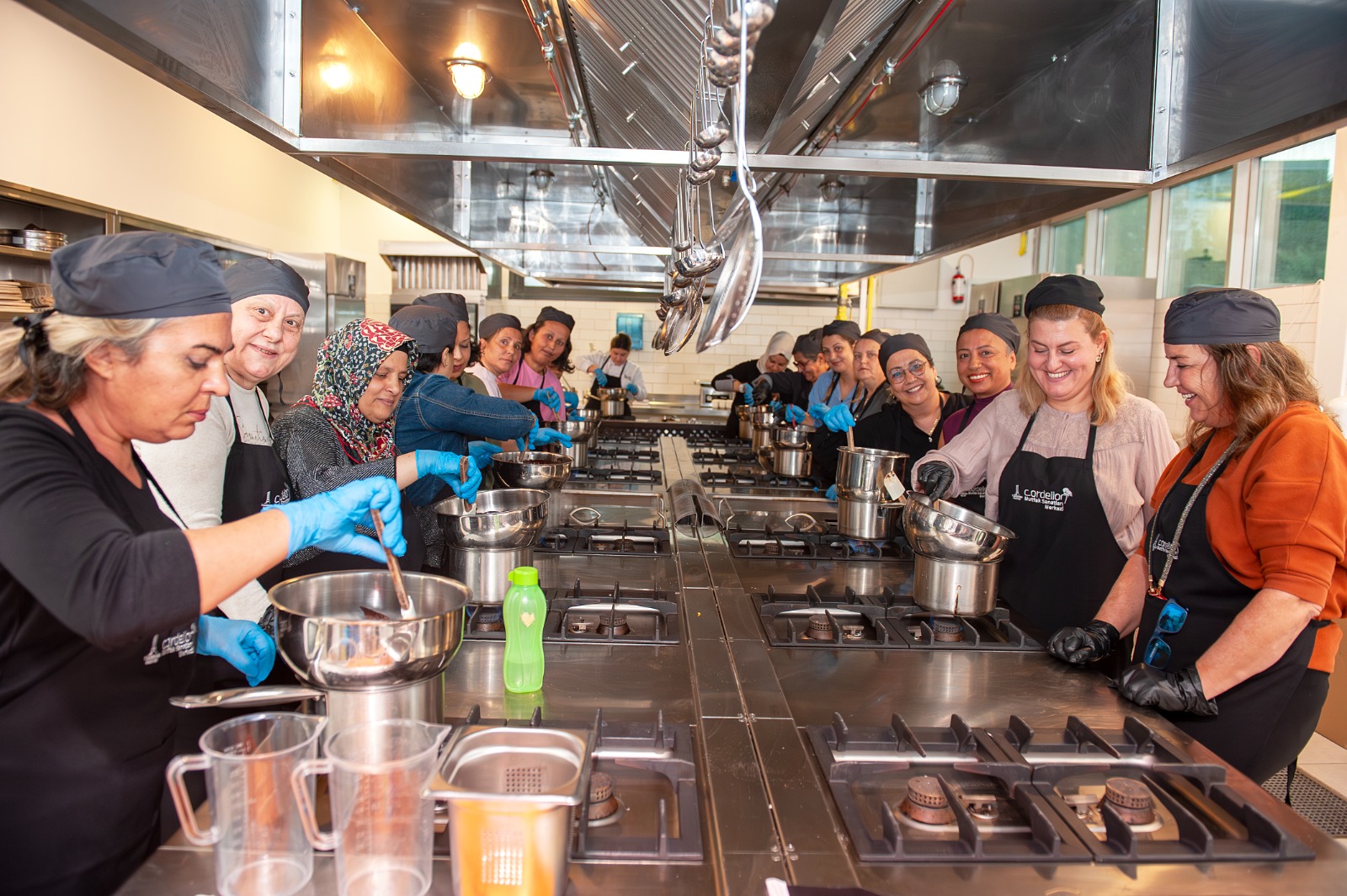 Karşıyaka’nın dayanışma mutfağı