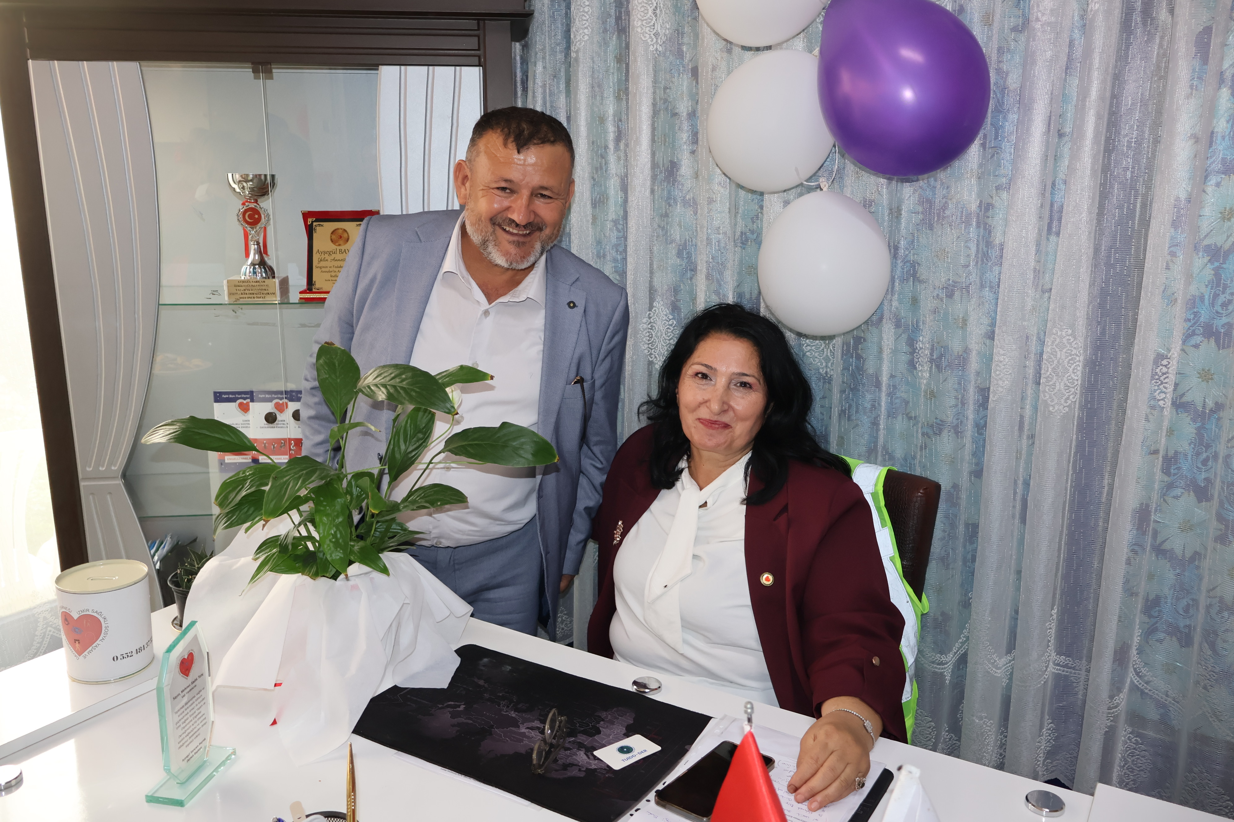 İZMİR'DE ENGELLİLER İÇİN UMUT KAPISI AÇILDI: "GERÇEK ENGEL, ZİHİNLERDEKİ AYRIMCILIKTIR"