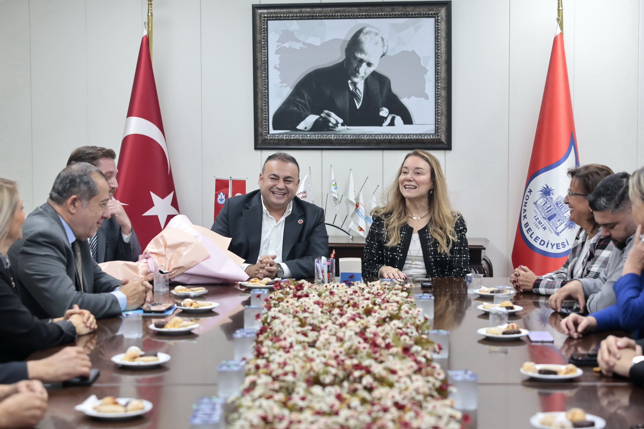 Serkan Kalmaz: “Birlik ve dayanışma ile Konak’ta güzel işler yapacağız”