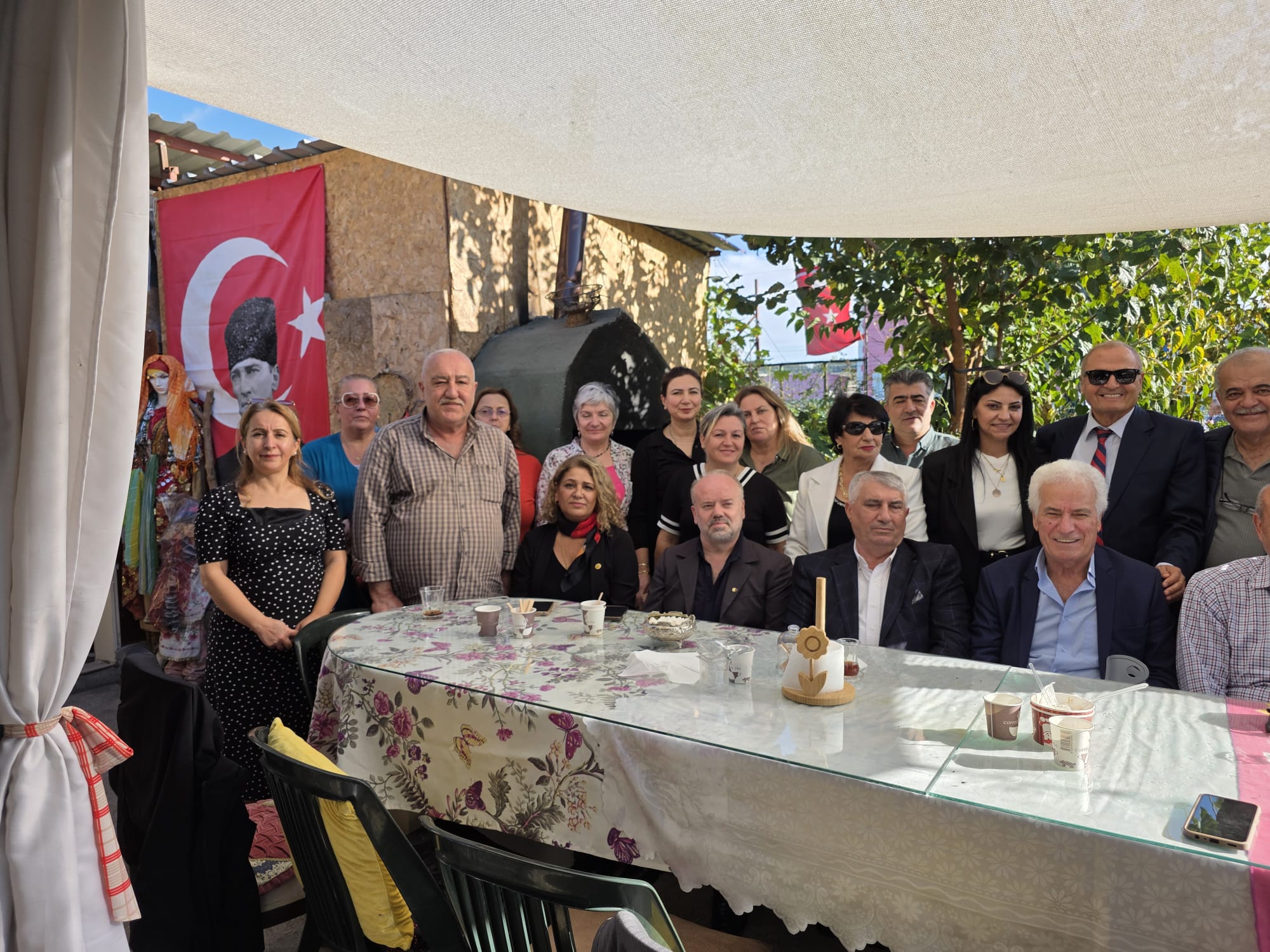 Sultan Tatlı, Gönül Dostlarını Bir Araya Getirdi