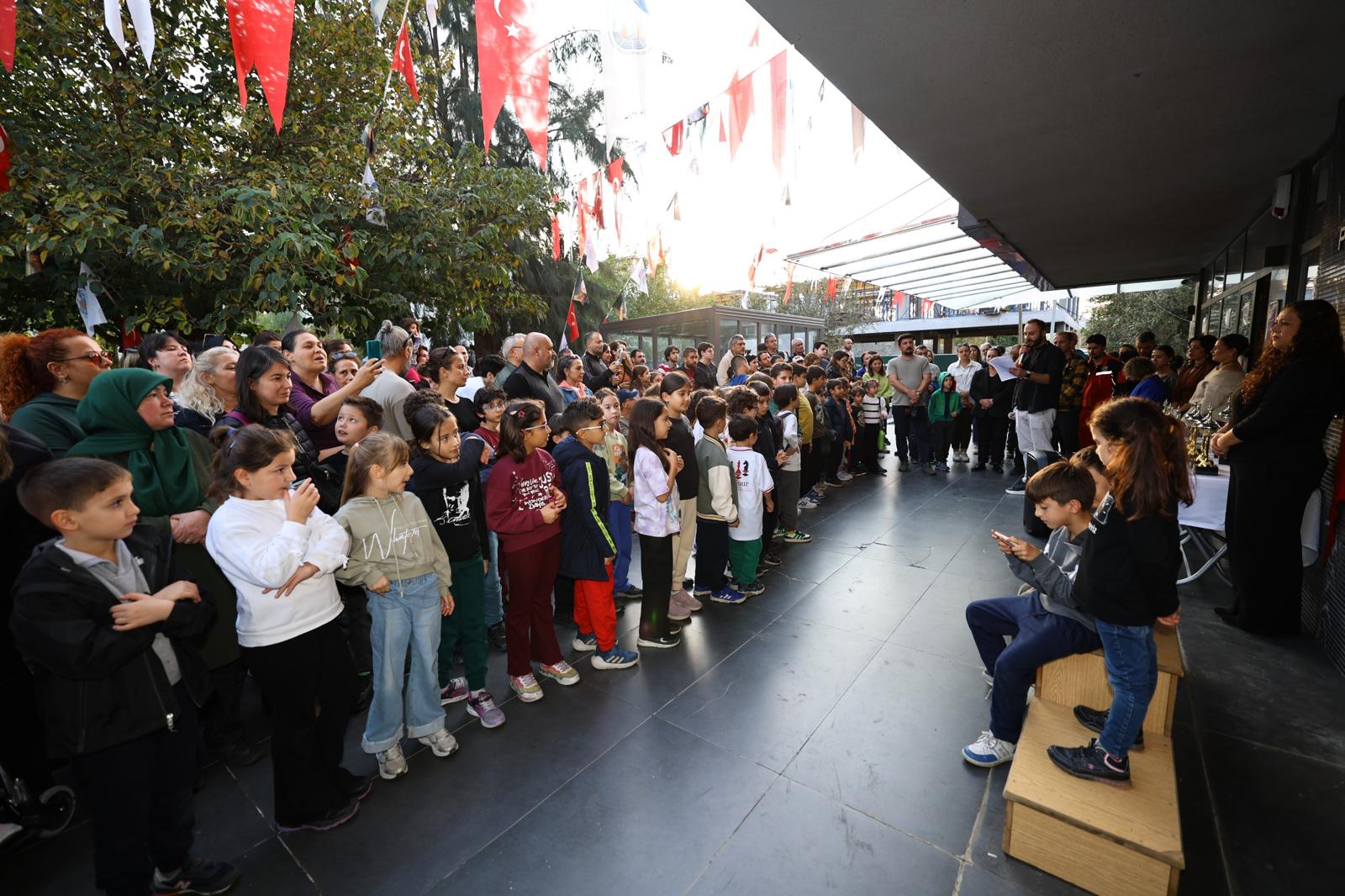 EFES SELÇUK’TA “ATAYA SAYGI” SATRANÇ TURNUVASI SONA ERDİ