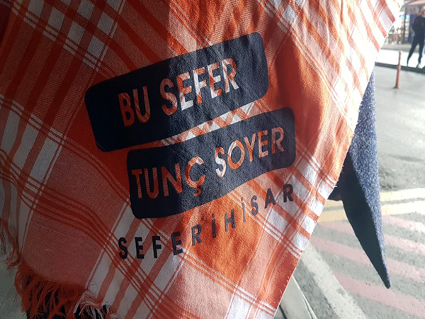 Tunç Soyer'e İzmir'de coşkulu karşılama