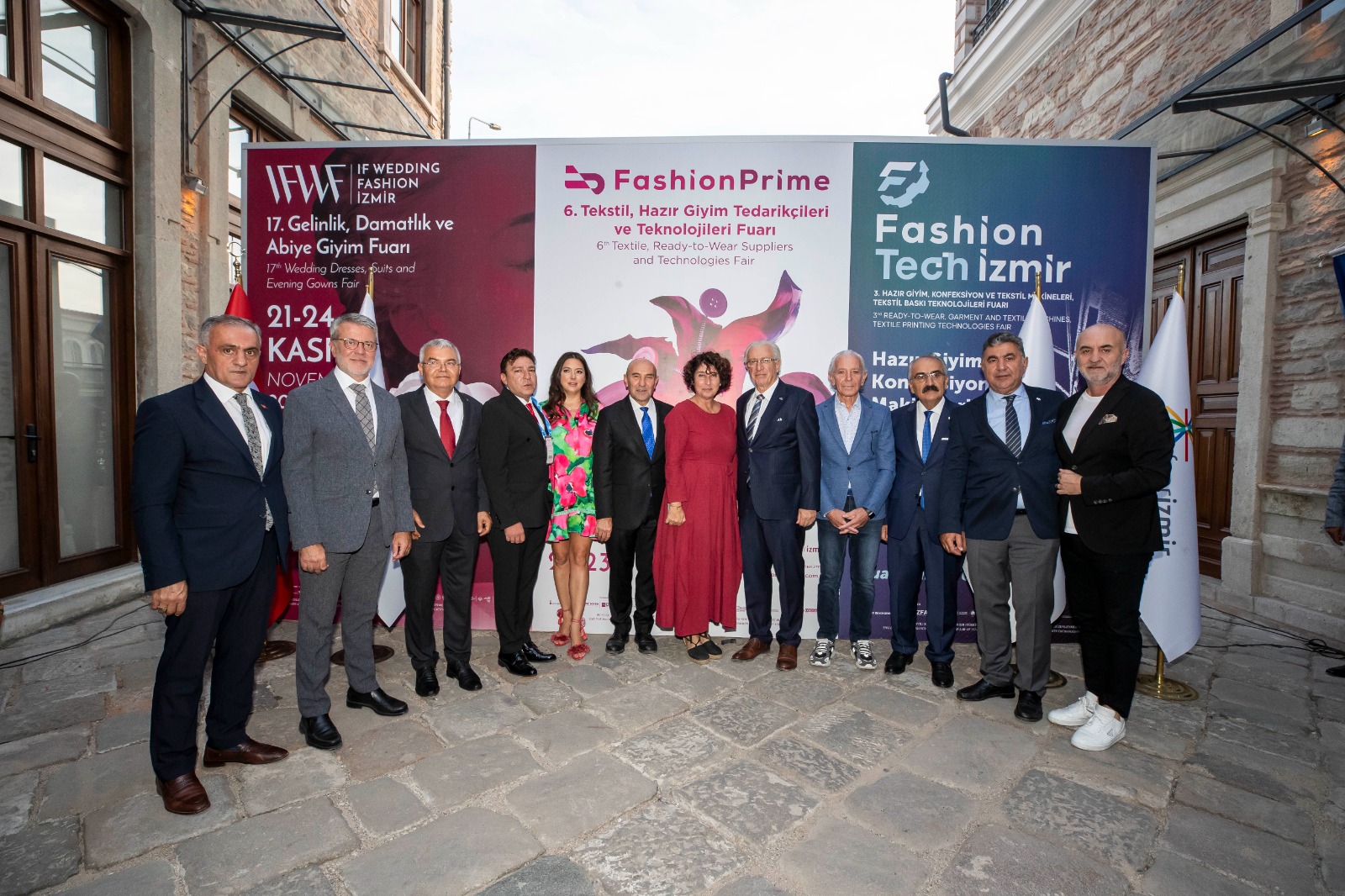 İzmir, fuarlarıyla moda sektörüne yön veriyor