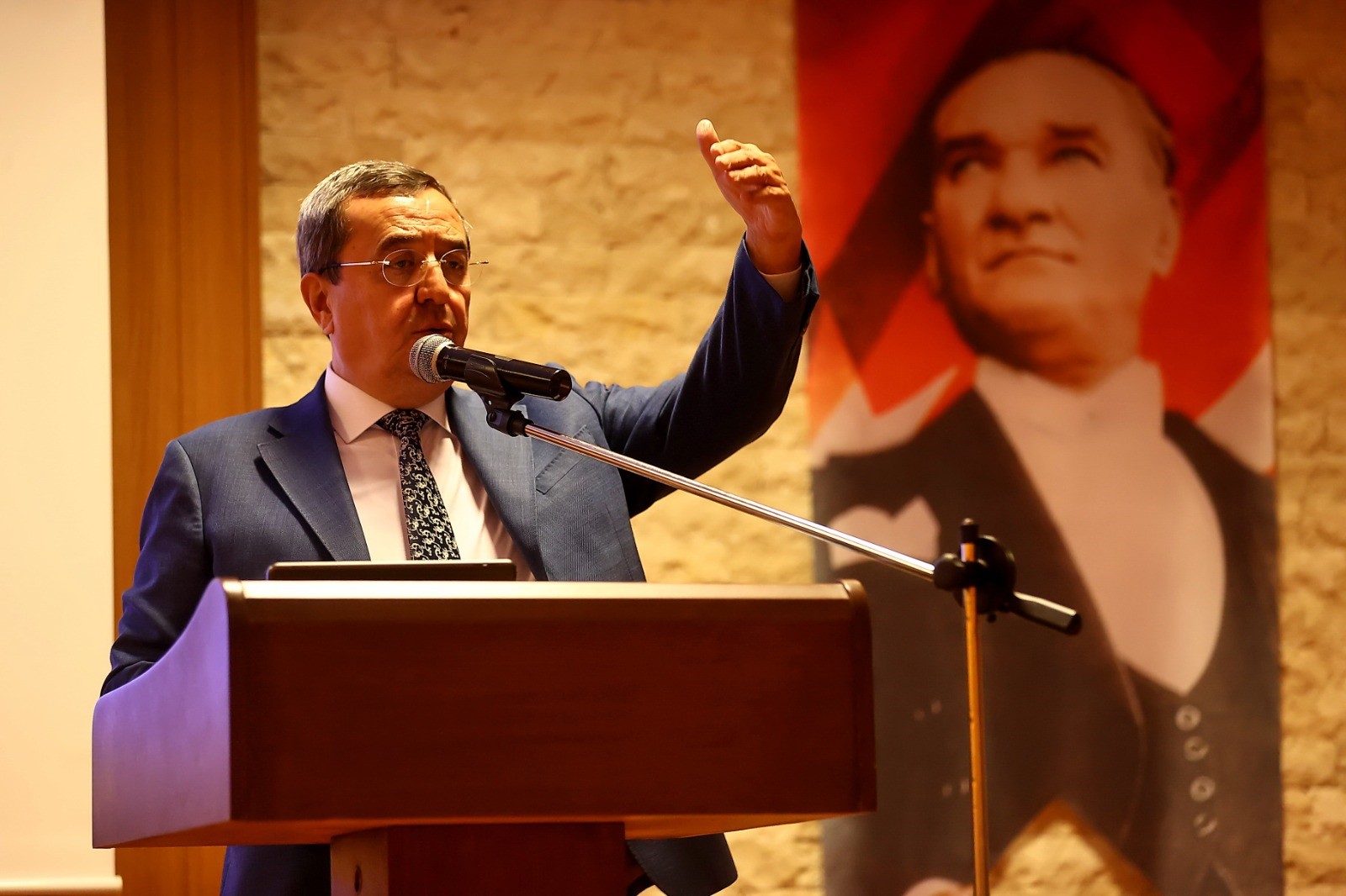 Muhtarlar Günü’nde ‘Birlikte Konak’ vurgusu