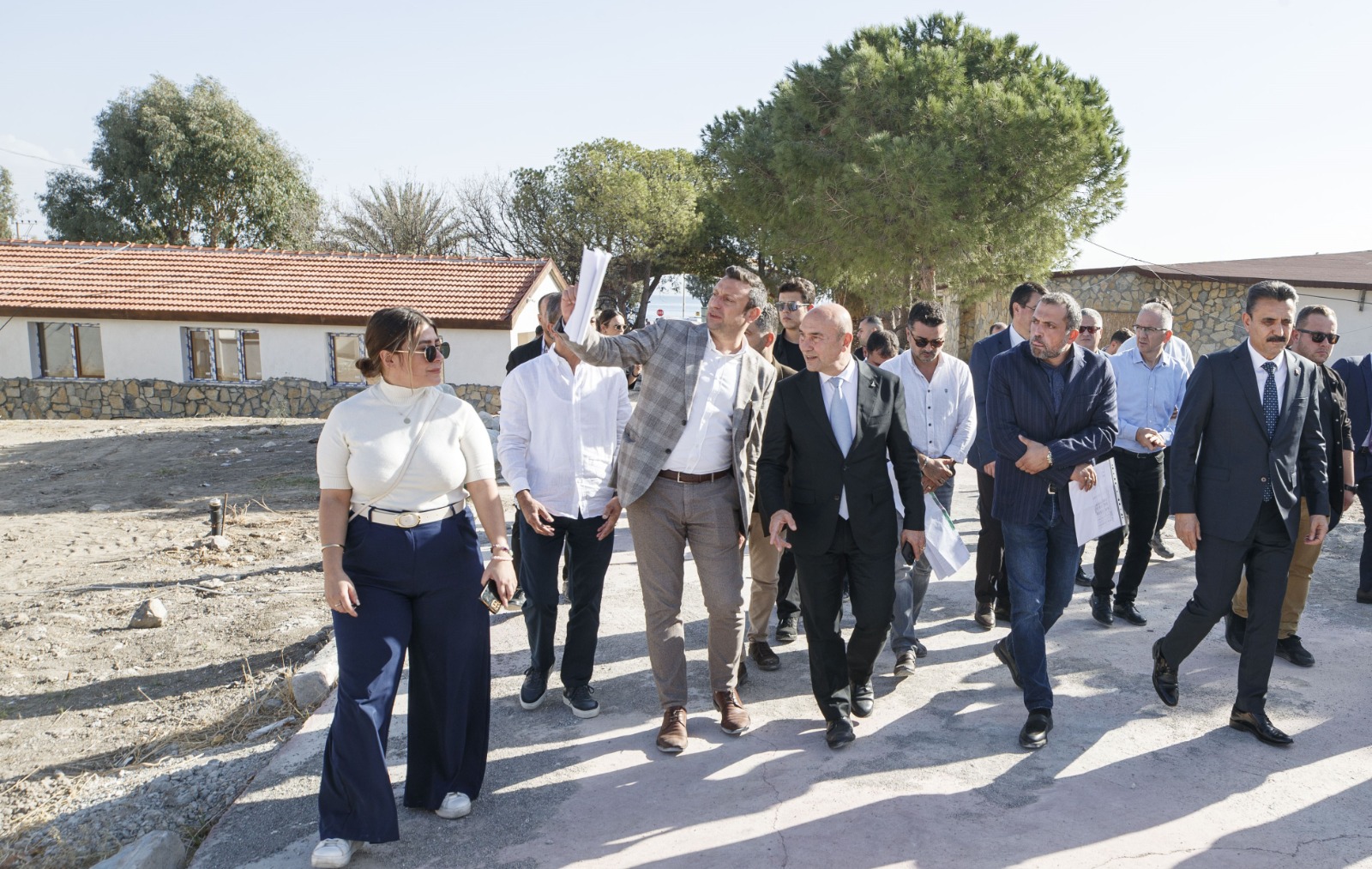 Başkan Soyer'den belediye personeline müjde