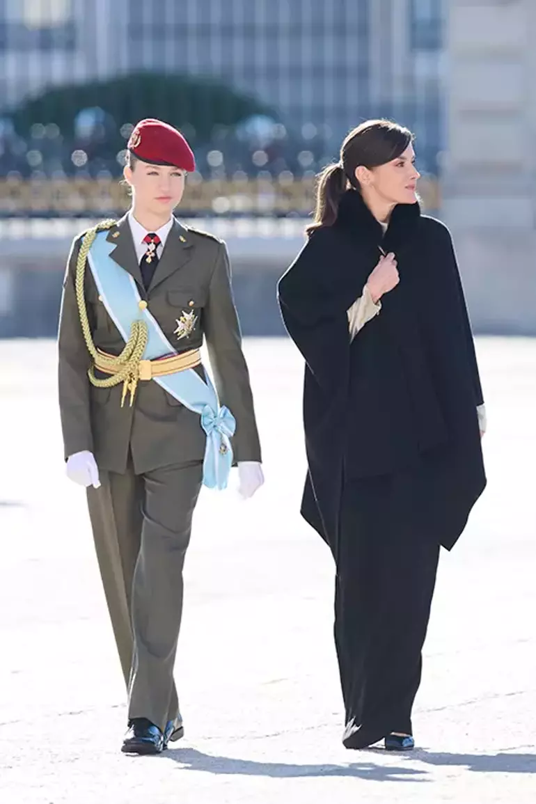 Babası bakışlarını ondan ayıramadı: Gözü arkada kalmayacak