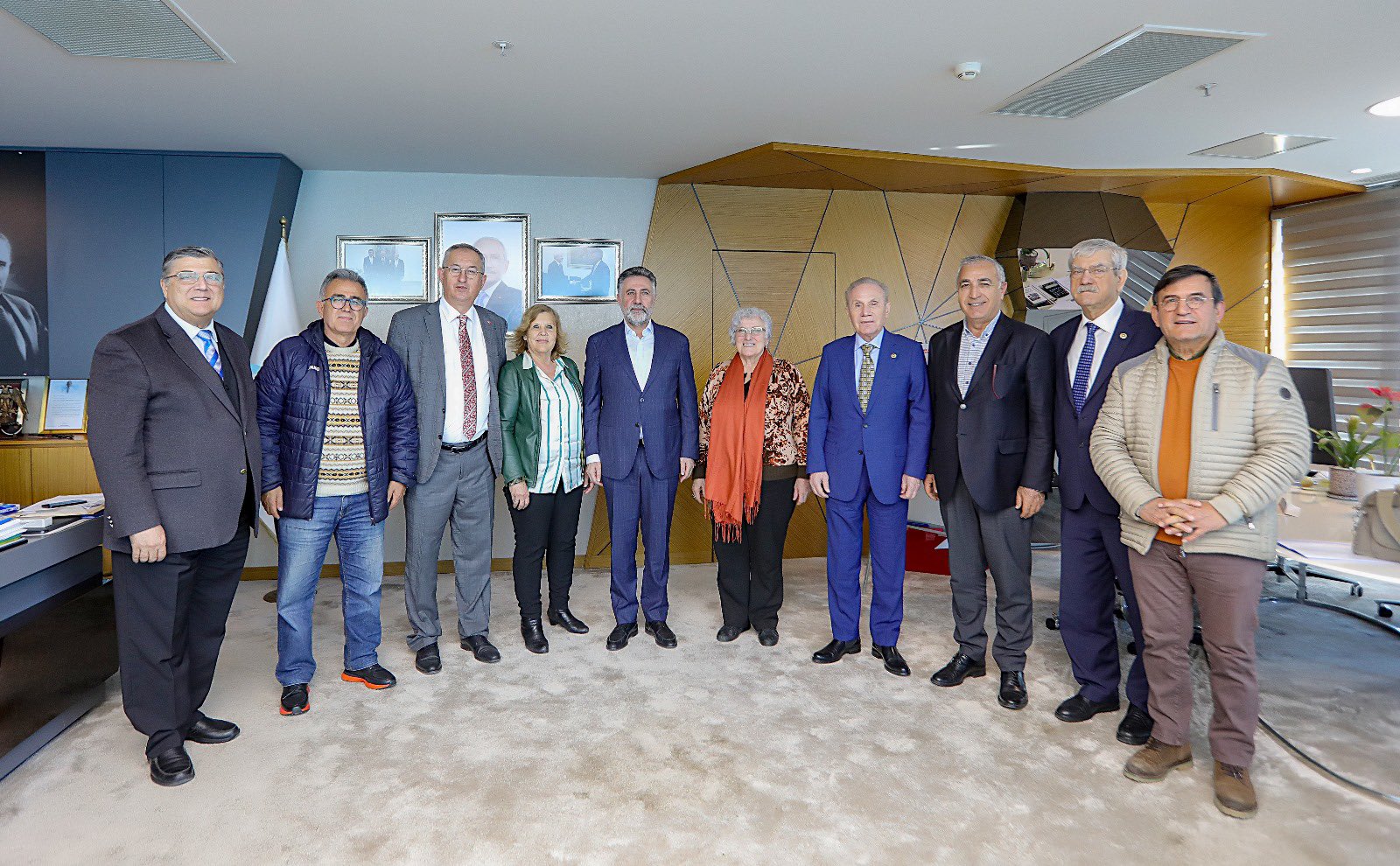 CHP'de tecrübeli isimlerden oluşan Danışma Kurulu seçime özel çalışmalarına başladı.