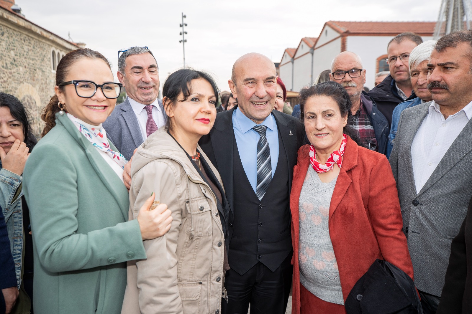 “Bilin ki İzmir’de bin 293 kardeşiniz var”