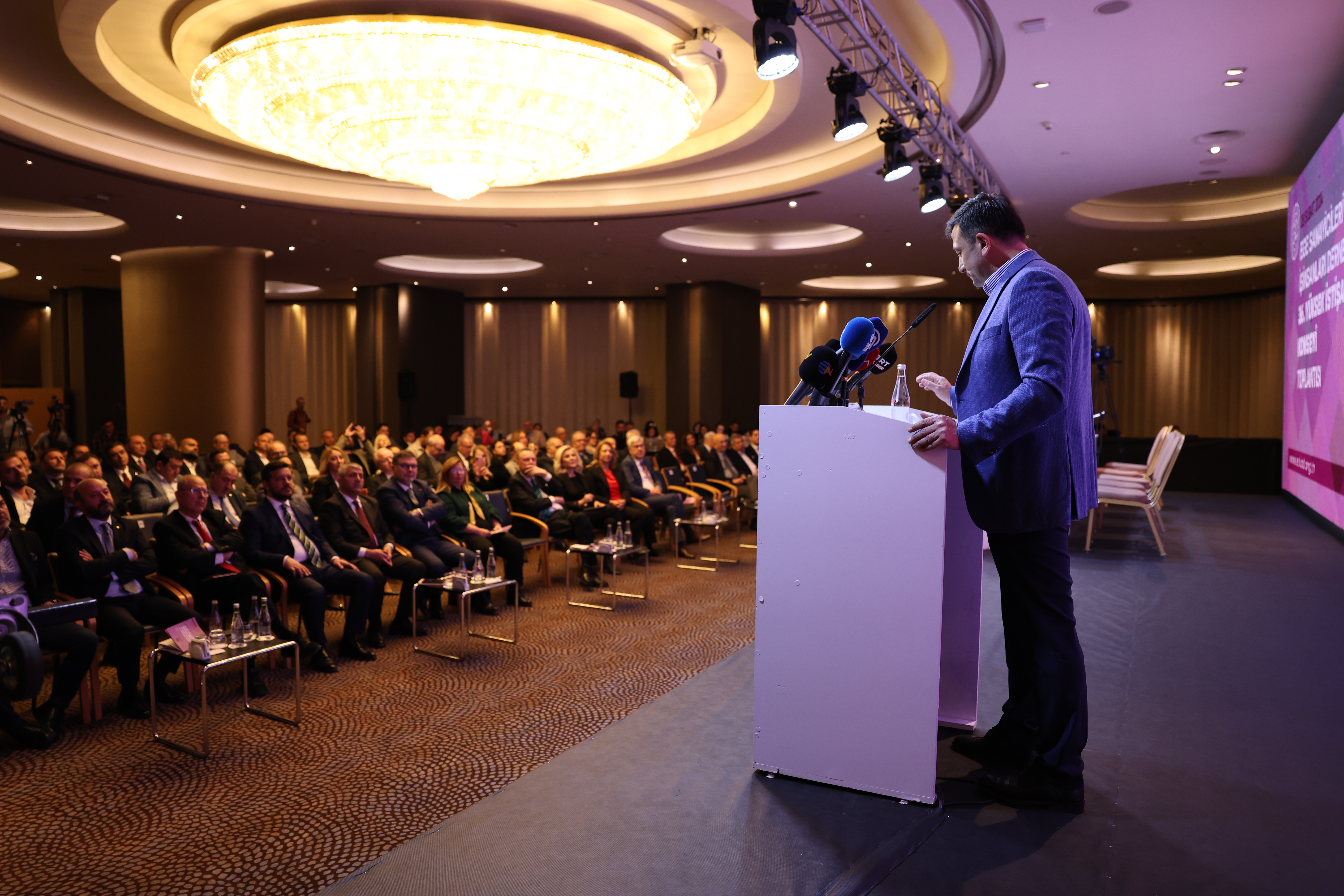 Başkan Adayı Dağ: "7 gün 24 saat ulaşabileceğiniz bir belediye başkanı olacağım"