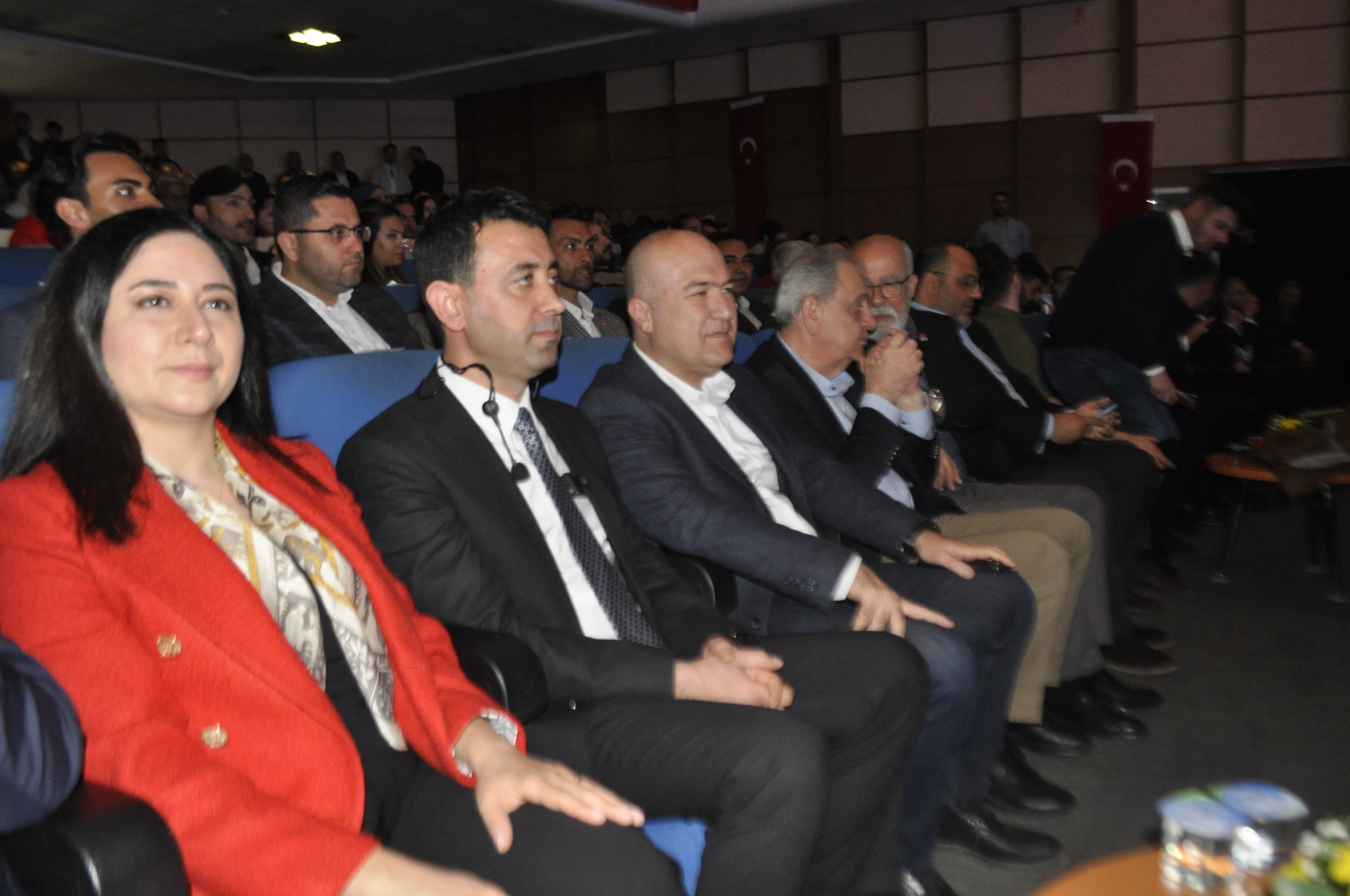 Başkan adayı Önal, proje ve vaatlerini açıkladı