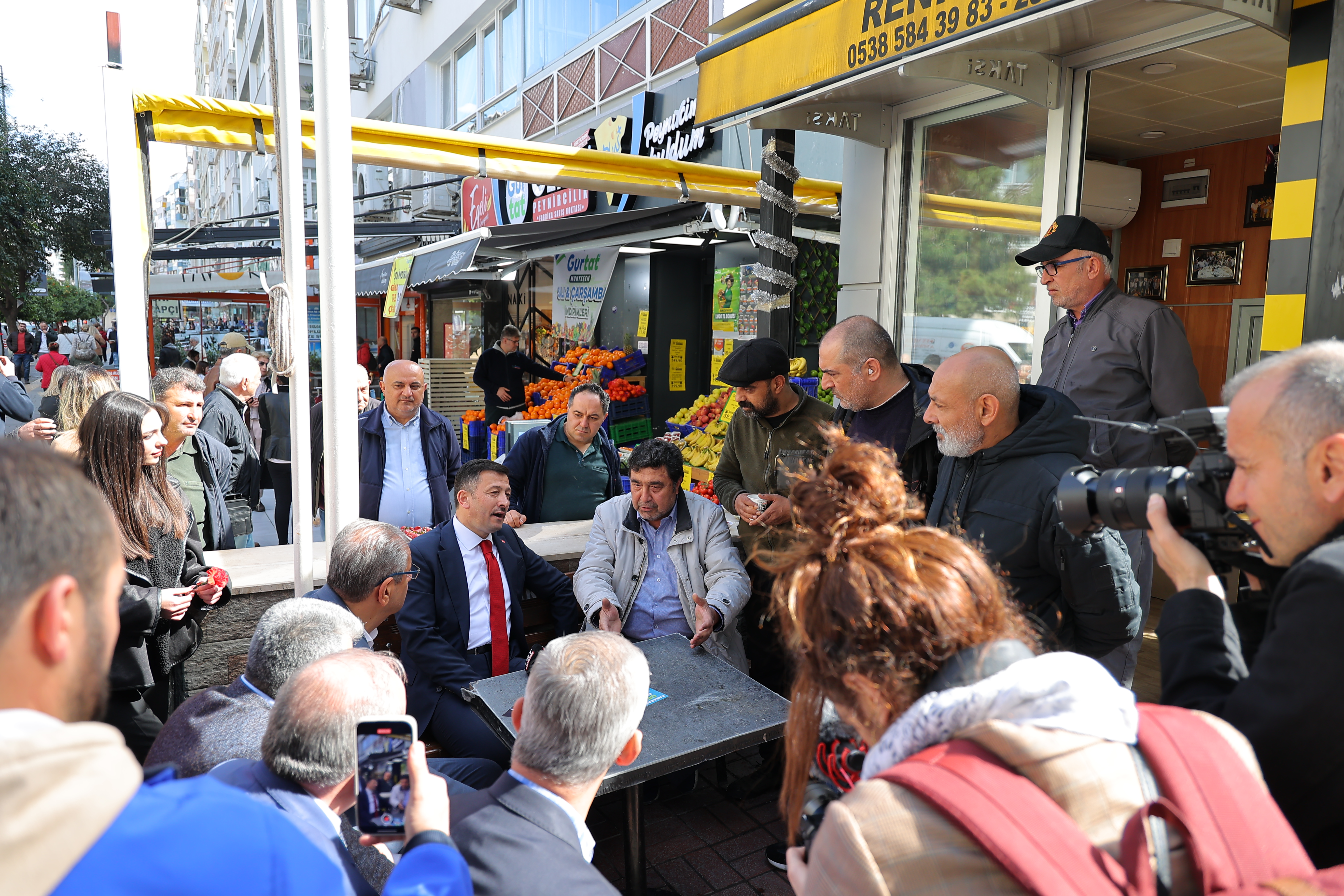 HAMZA DAĞ'DAN TAKSİCİ ESNAFINA "KAMERA VE KABİN" MÜJDESİ
