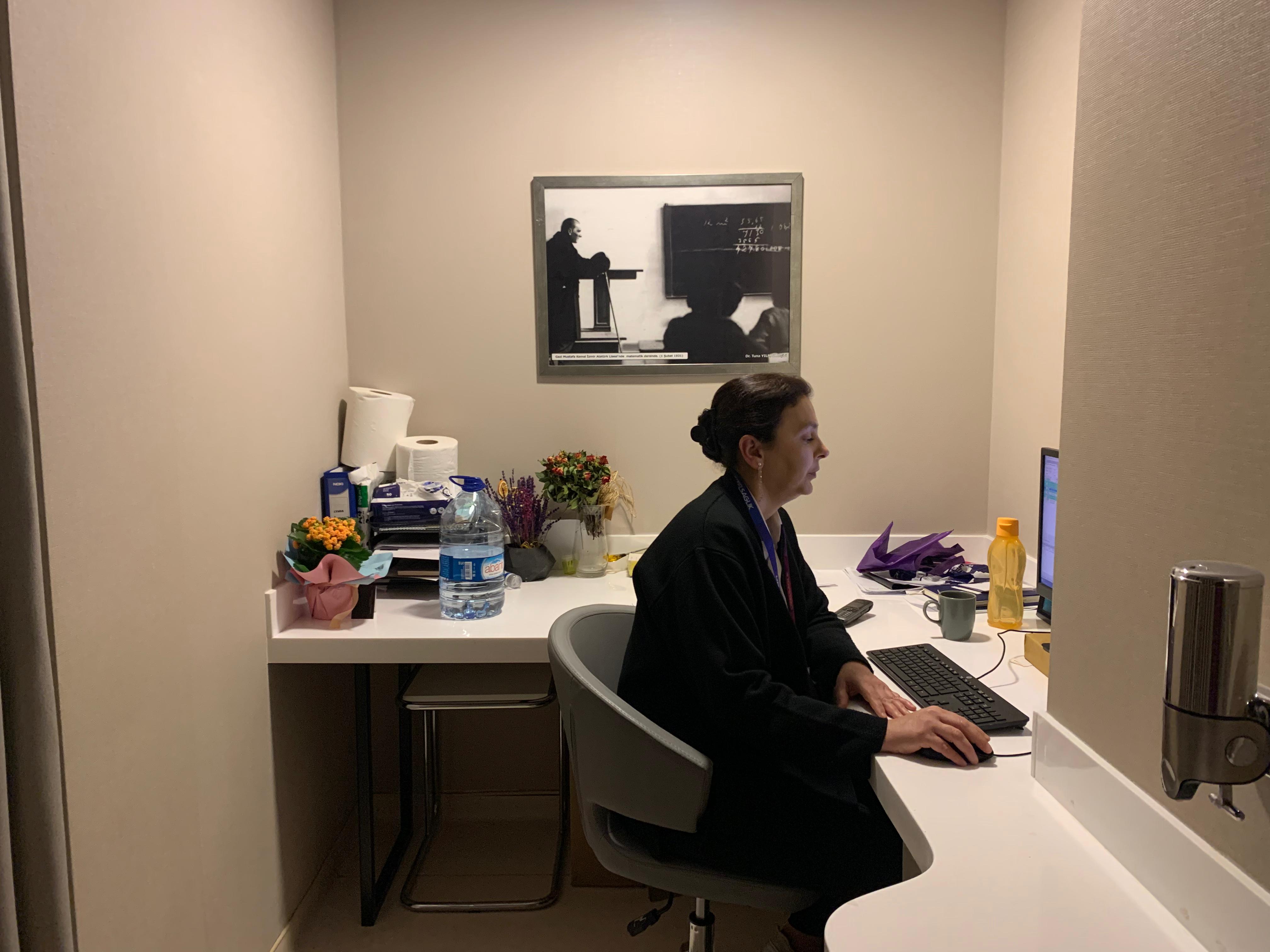 Salih Erkek'ten hastane çalışanlarına büyük övgü!