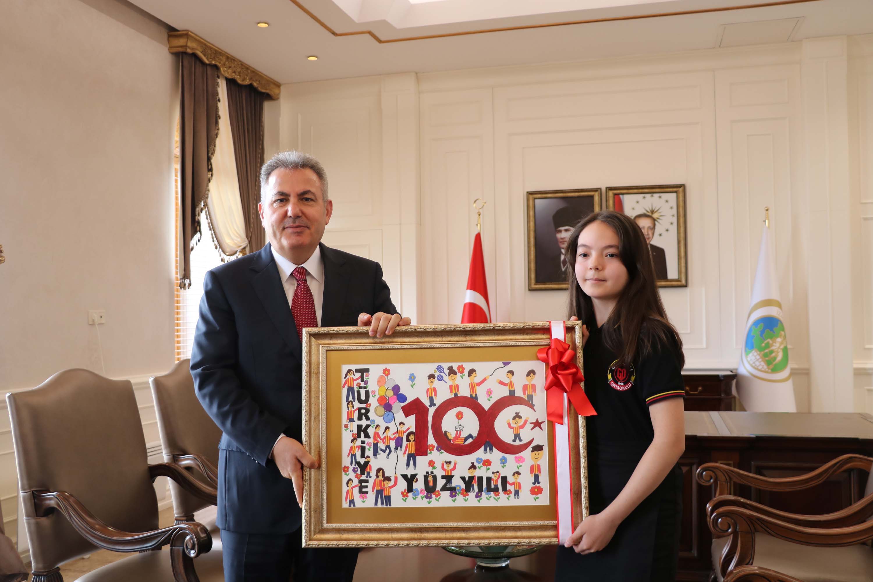 Minik Vali Eda'nın isteği herkesi şaşırttı!