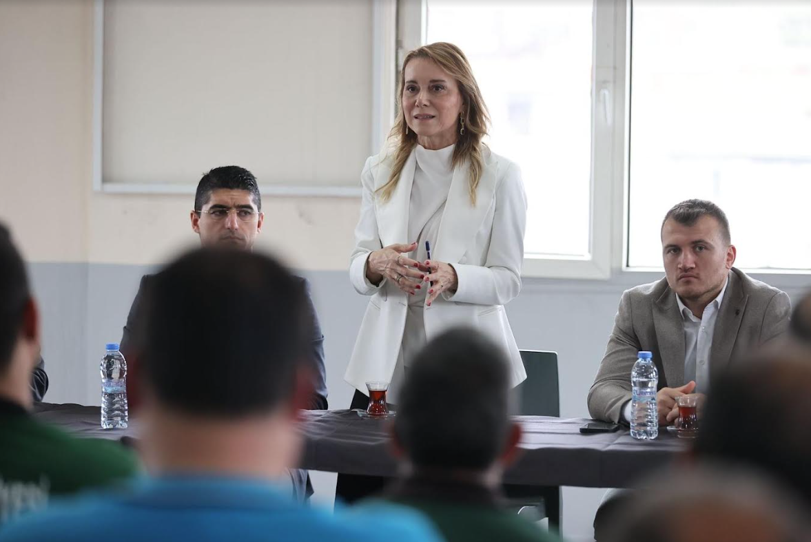 Başkan Mutlu’dan Temizlik İşleri personeline sabah vardiyası ziyareti