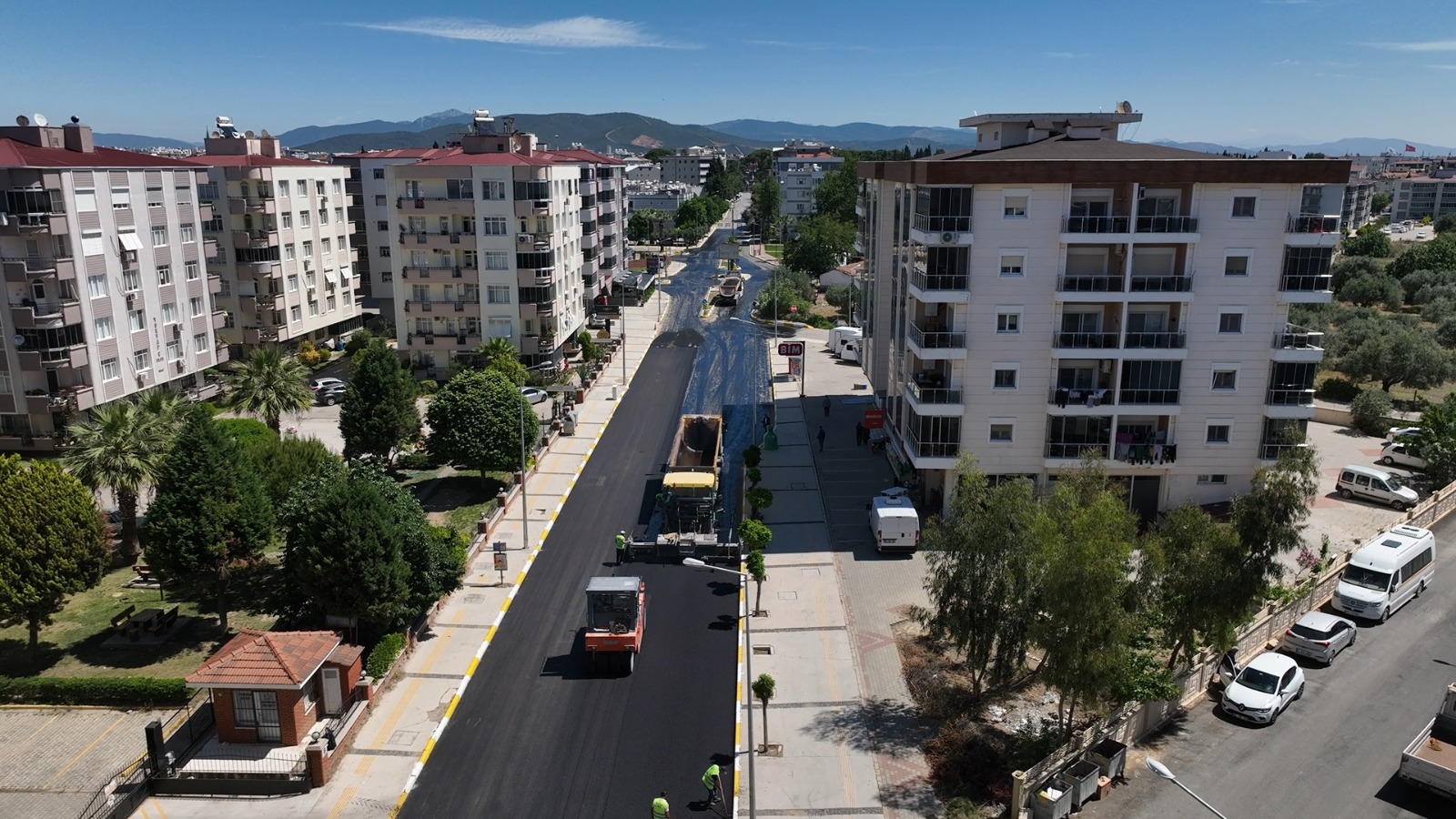 İZBETON ekipleri dört koldan sahada