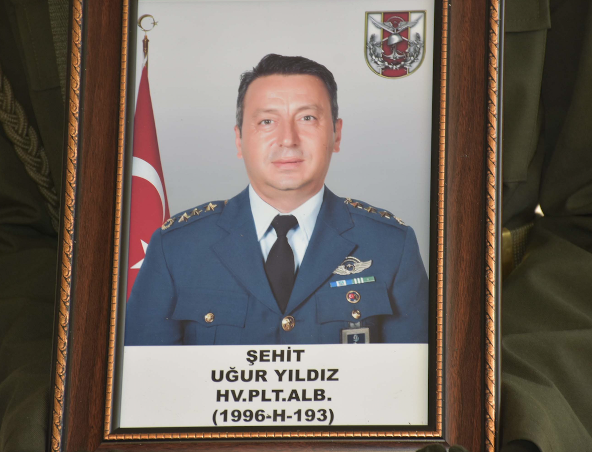 Şehit Pilot Albay Yıldız gözyaşlarıyla uğurlandı